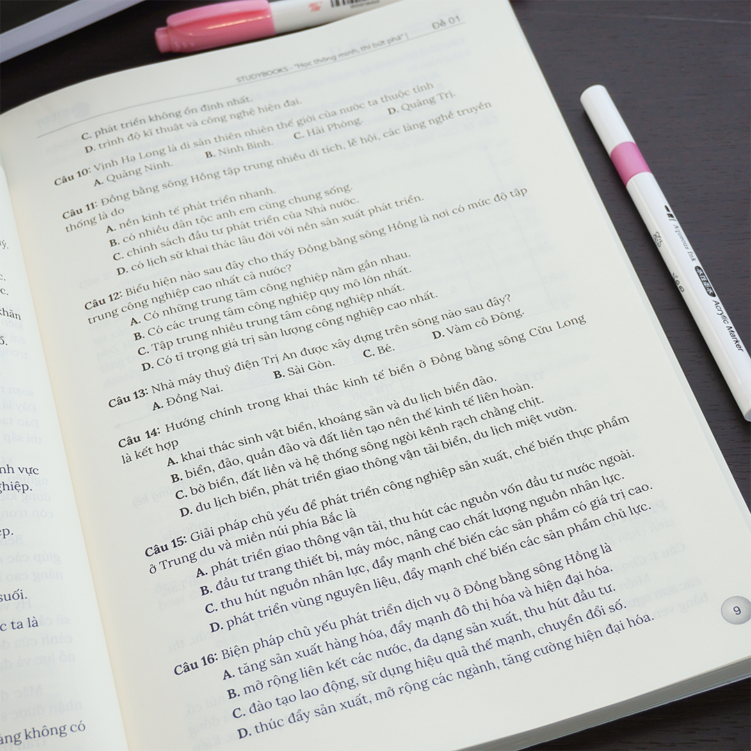 30 De Luyen Thi Tot Nghiep THPT 2026 - Dia Li