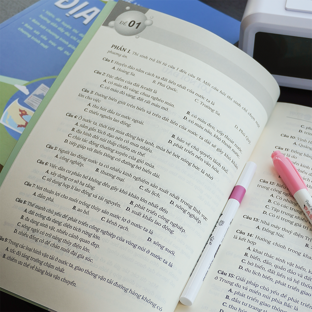 30 De Luyen Thi Tot Nghiep THPT 2026 - Dia Li