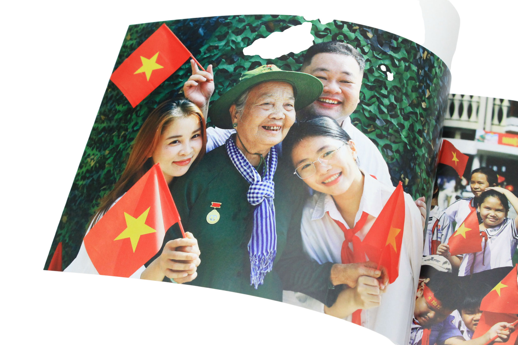 50 Năm Sức Mạnh Việt Nam