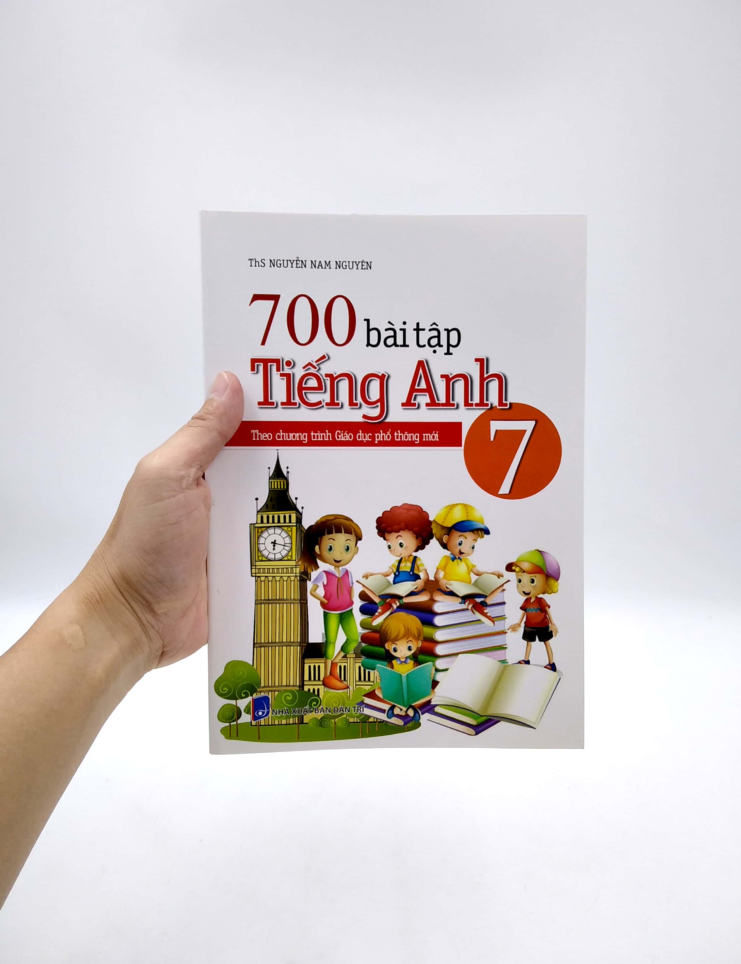 700 bài tập tiếng anh 7 (theo chương trình giáo dục phổ thông mới)