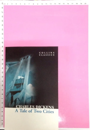 a tale of two cities (collins classics)