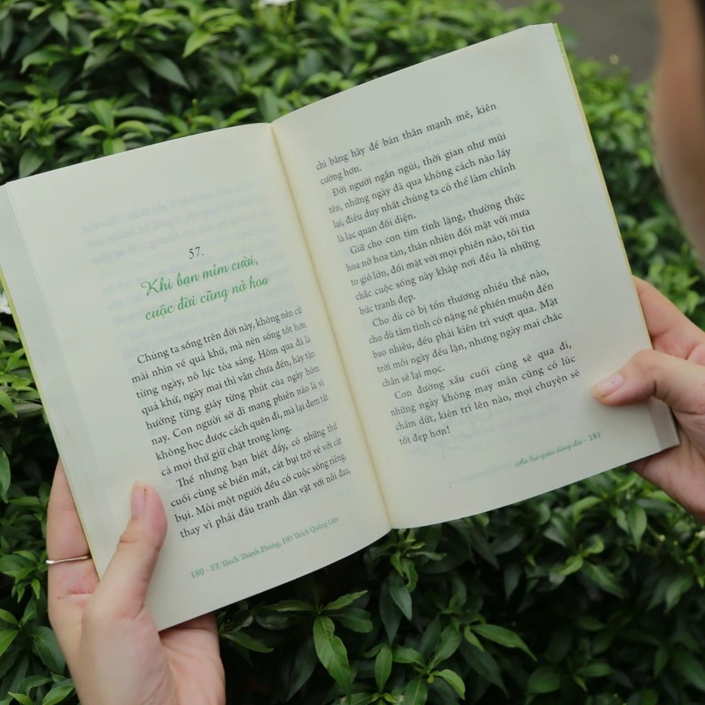 an lạc giữa dòng đời