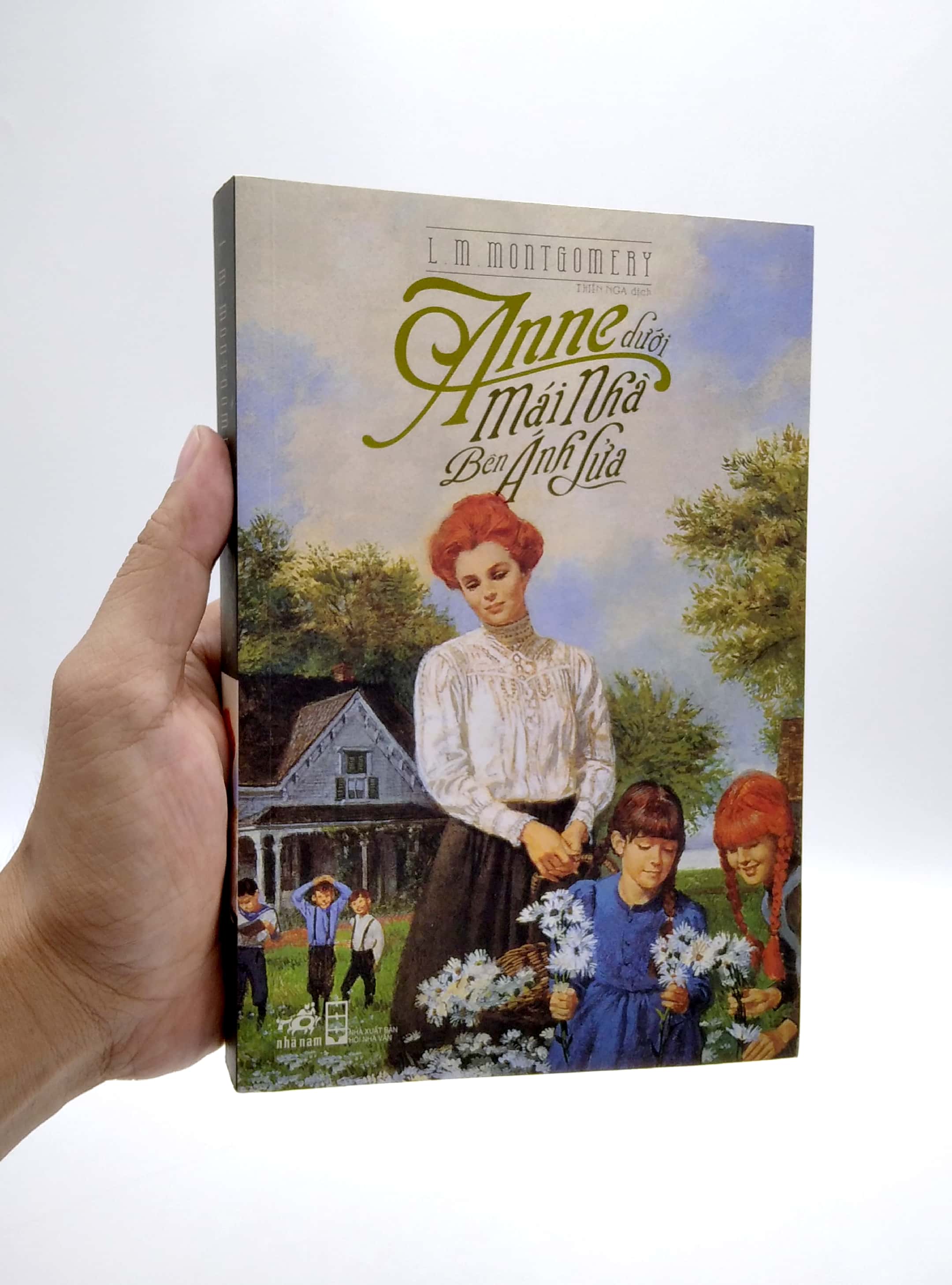 anne dưới mái nhà bên ánh lửa (tái bản 2018)