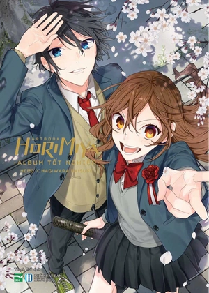 artbook horimiya - album tốt nghiệp - bìa cứng - bản boxset sưu tầm - tặng kèm 1 box nam châm + 1 shikishi có chữ kí 2 tác giả + 2 huy hiệu acrylic + 11 photocard “halloween” + 8 photocard “tốt nghiệp”