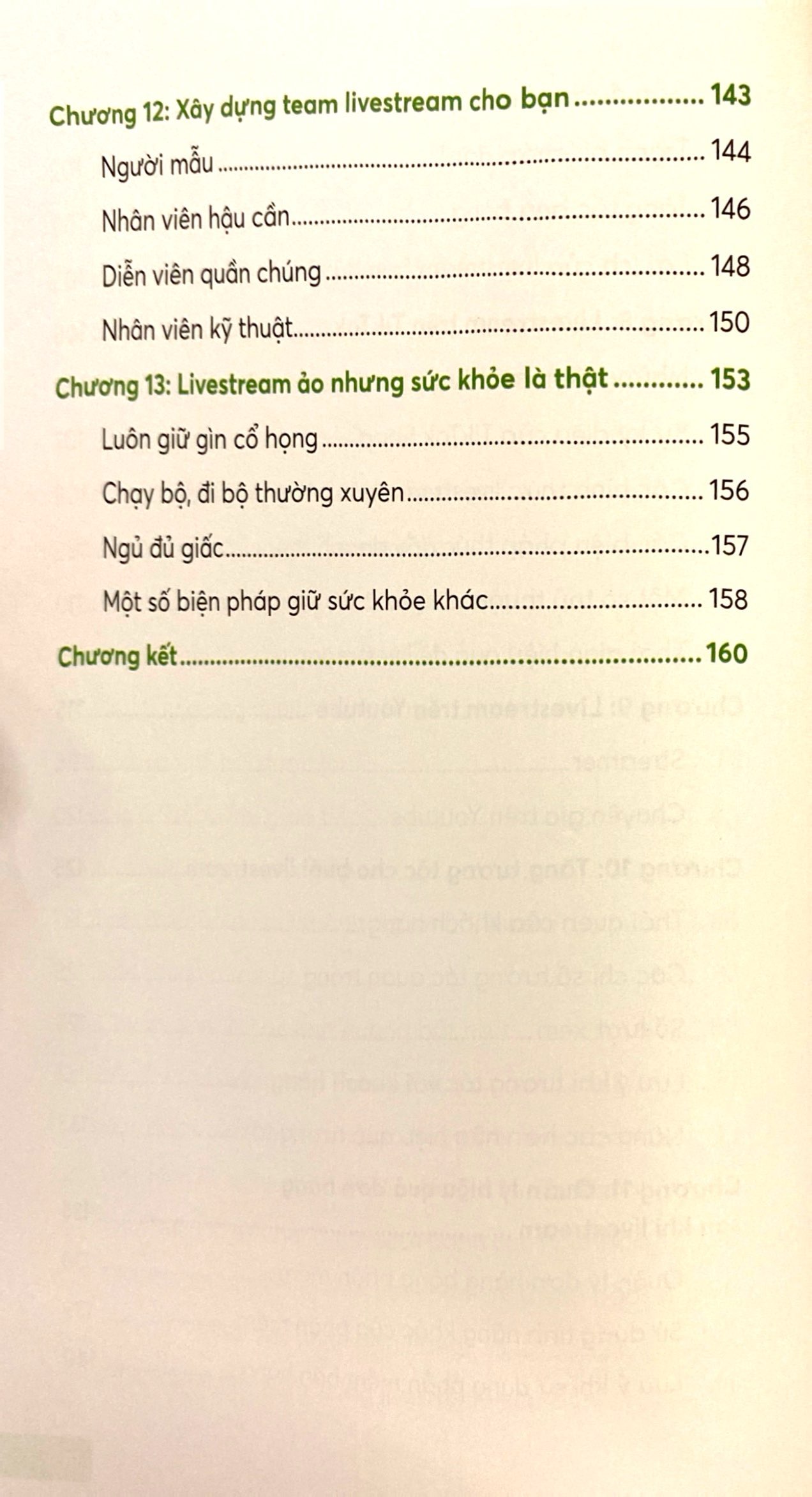 bán hàng livestream - sân khấu ảo, doanh số thật