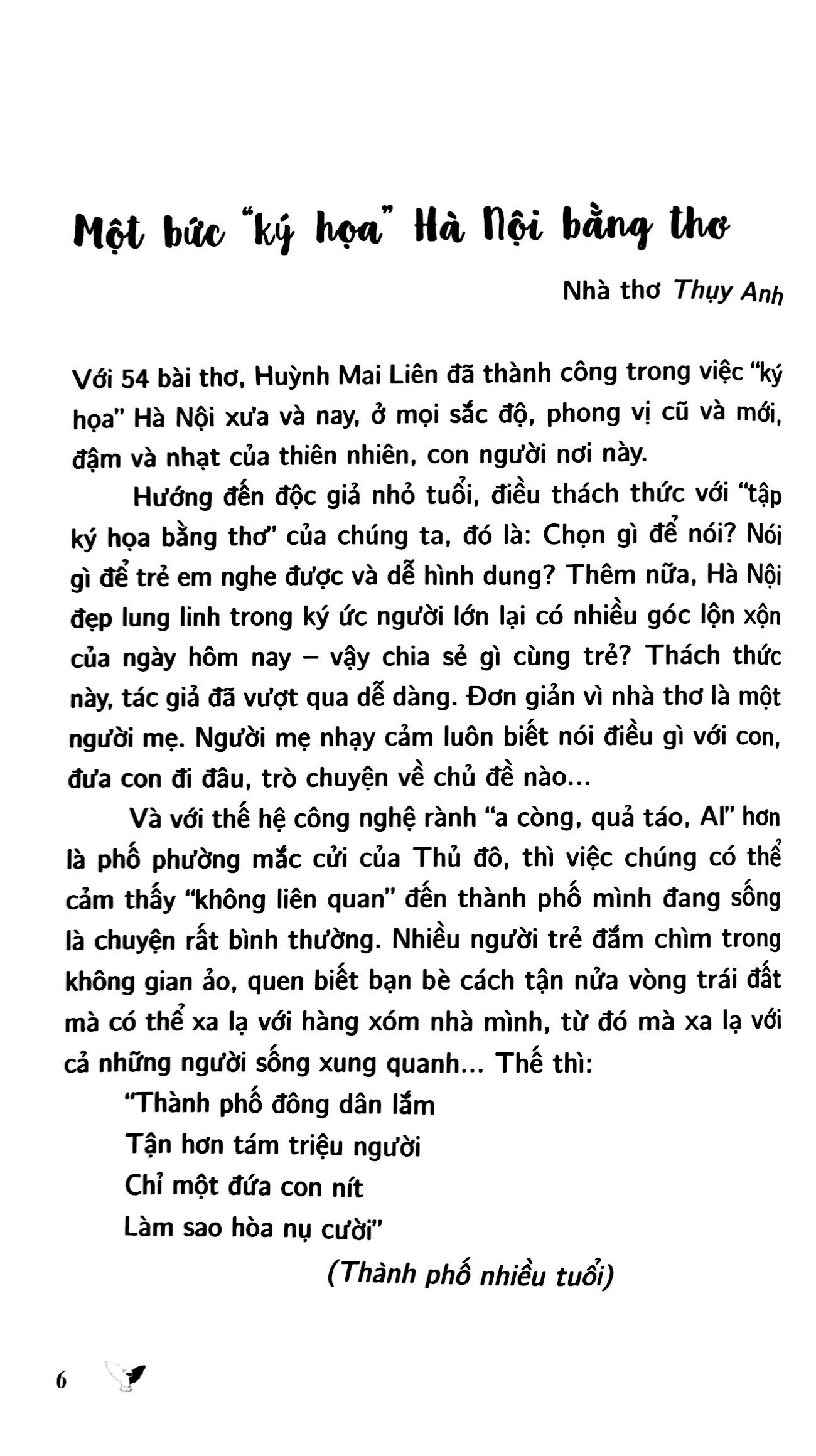 bay qua hồ gươm
