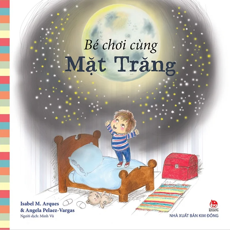 bé chơi cùng mặt trăng