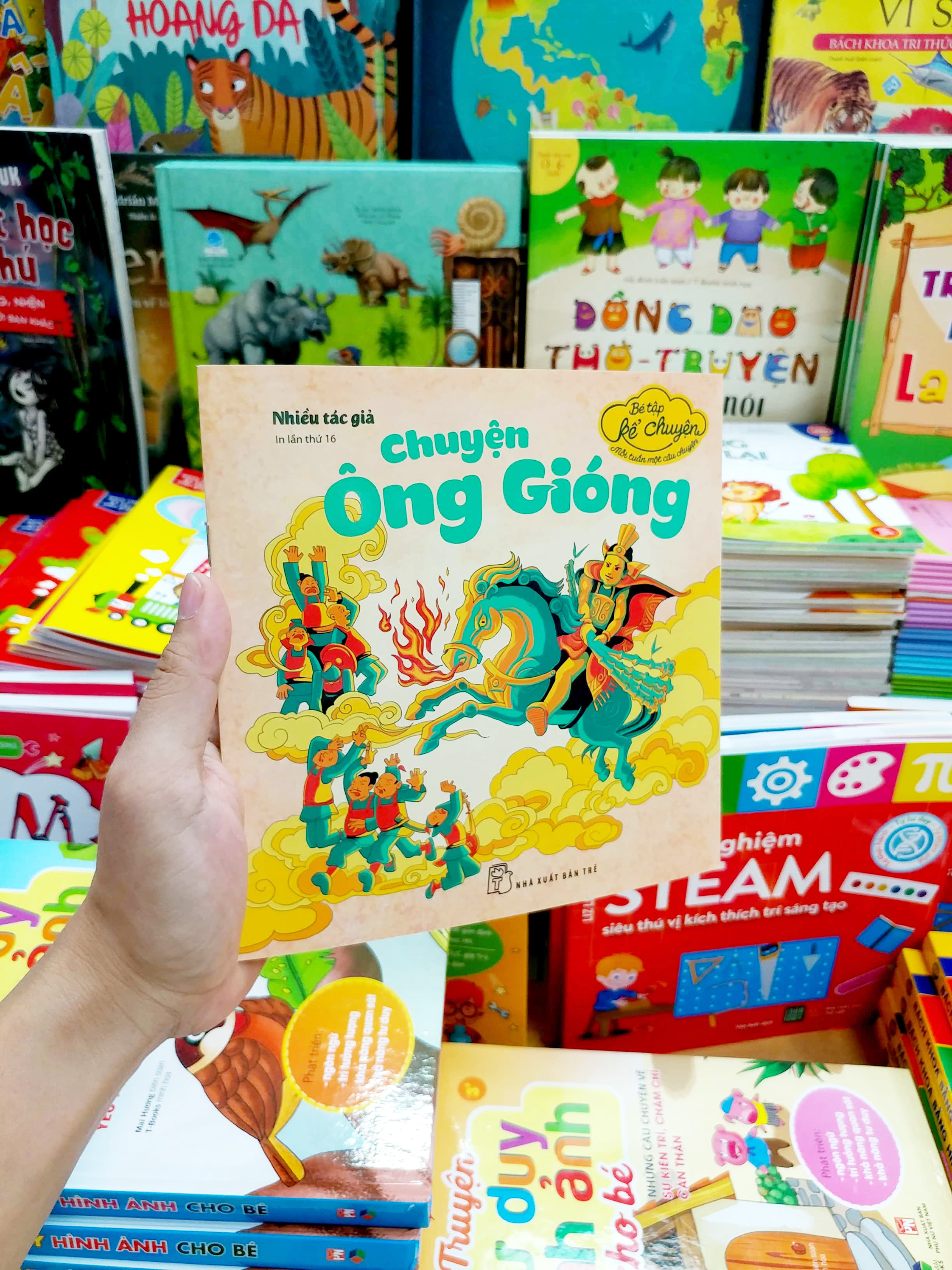 bé tập kể chuyện - chuyện ông gióng (tái bản 2022)