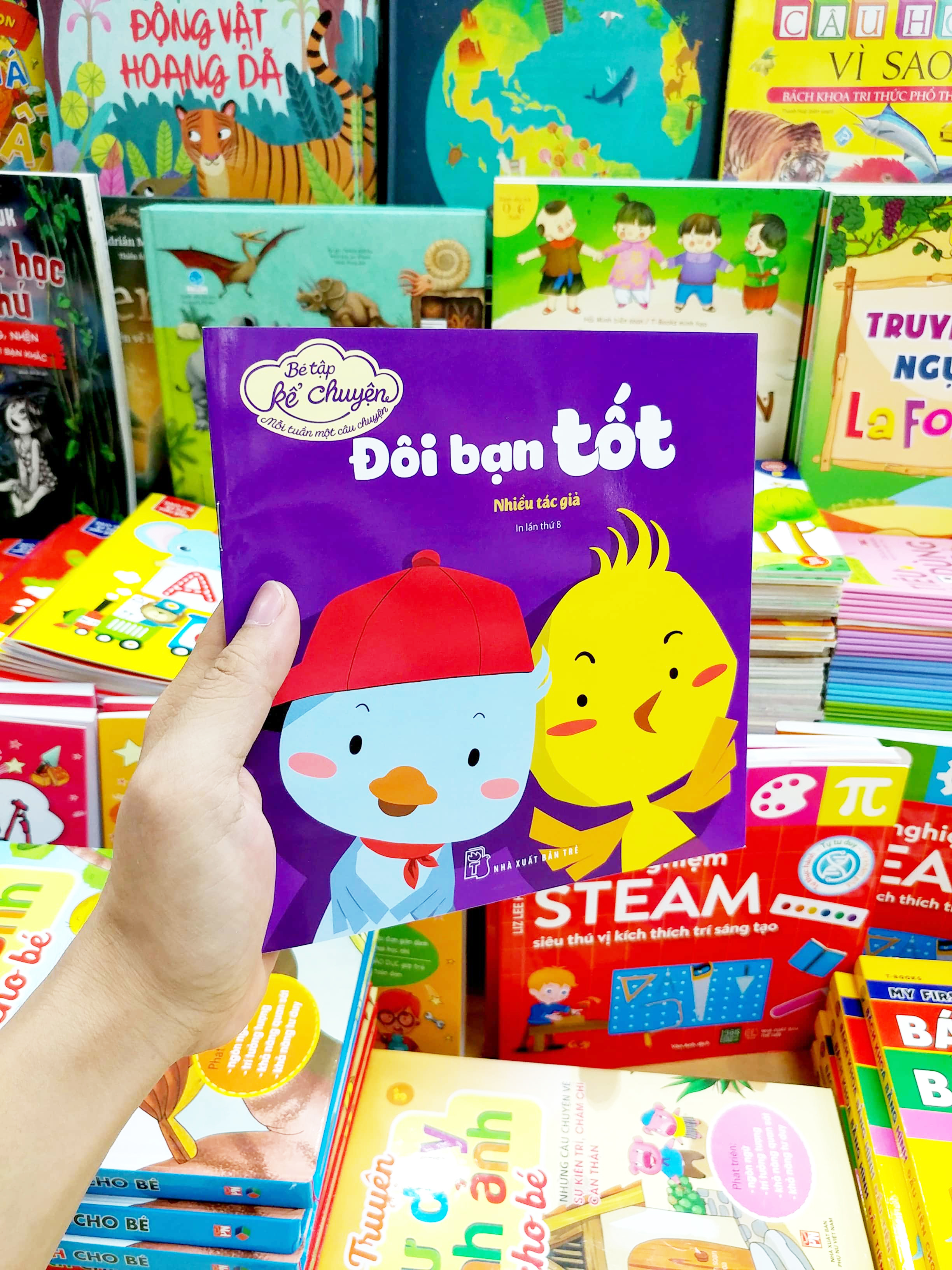 bé tập kể chuyện - đôi bạn tốt (tái bản 2022)