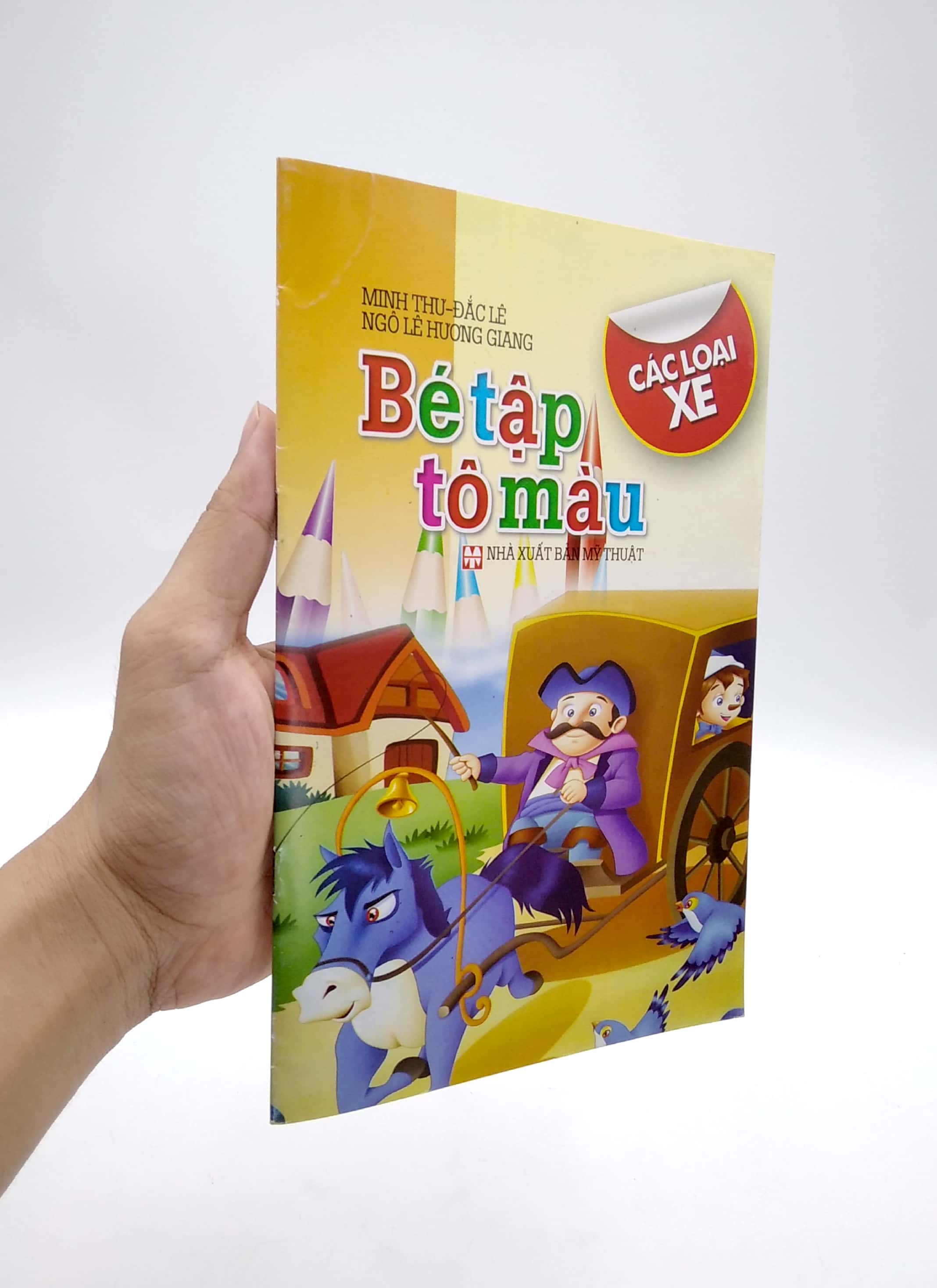 bé tập tô màu - các loại xe