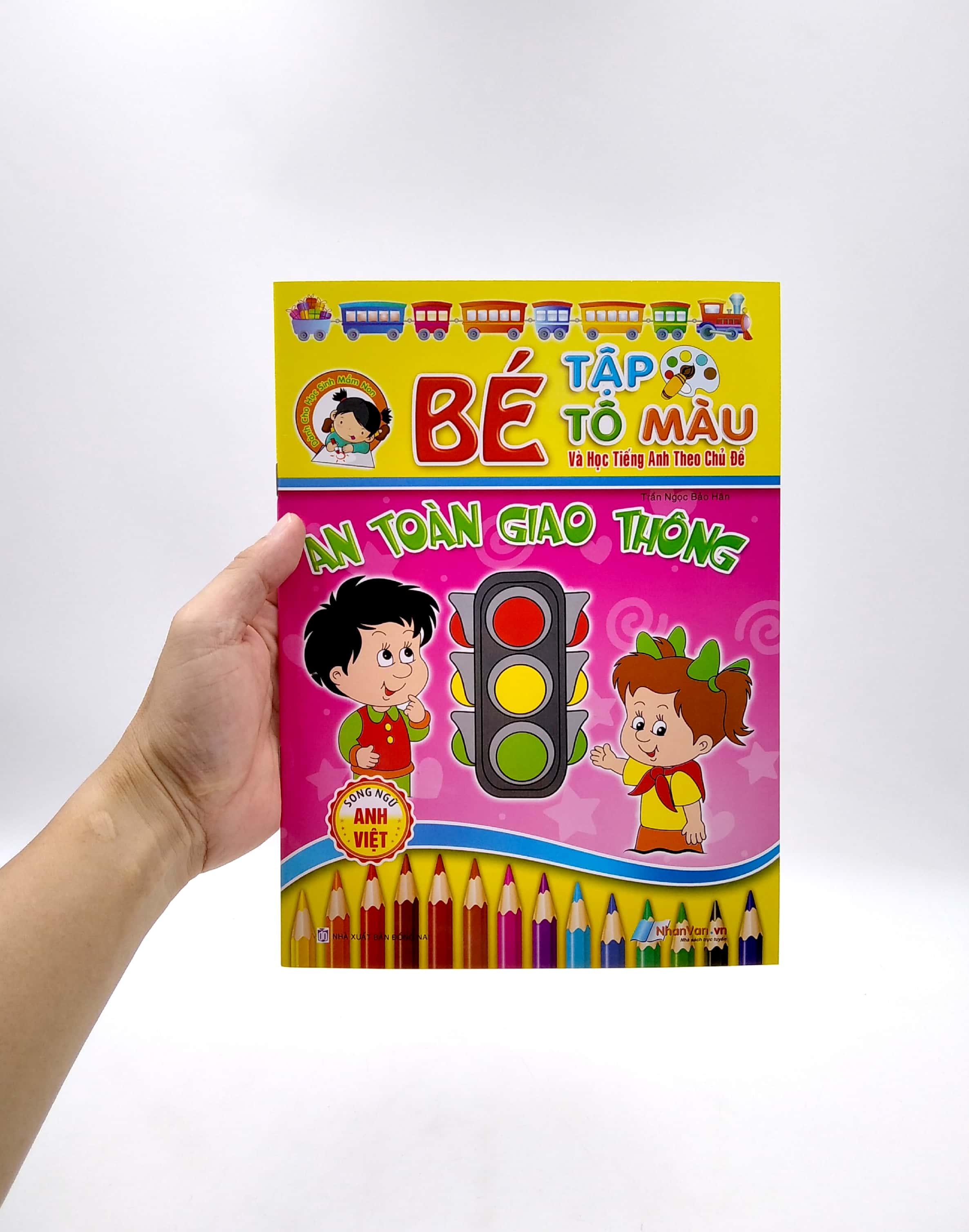 bé tập tô màu và học tiếng anh theo chủ đề - an toàn giao thông