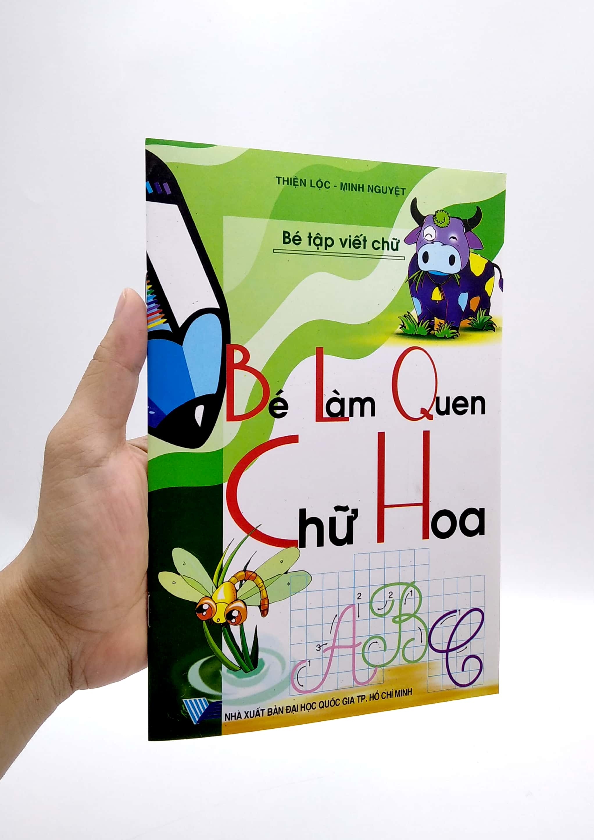 bé tập viết chữ - bé làm quen chữ hoa