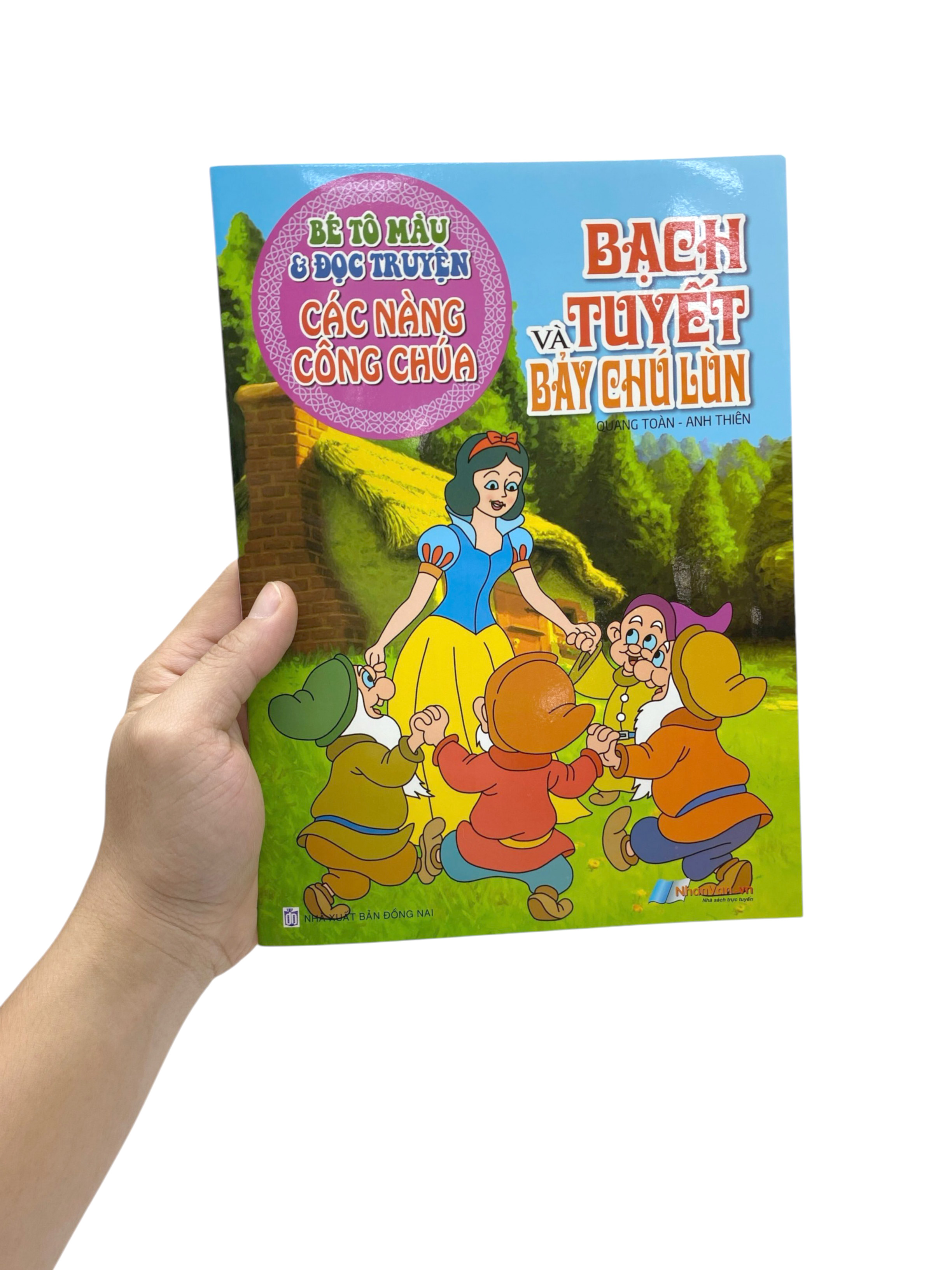 Bé Tô Màu Và Đọc Truyện - Các Nàng Công Chúa - Bạch Tuyết Và Bảy Chú Lùn (Tái Bản 2025)