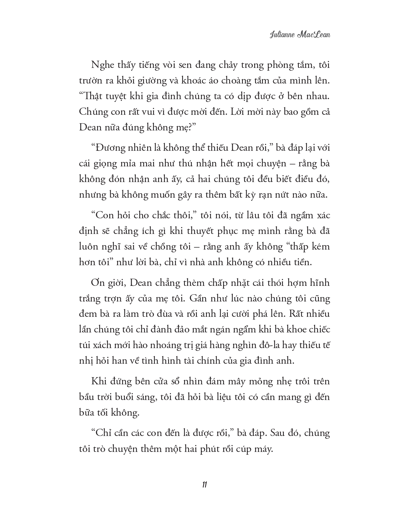 bên kia vùng biển sáng trăng