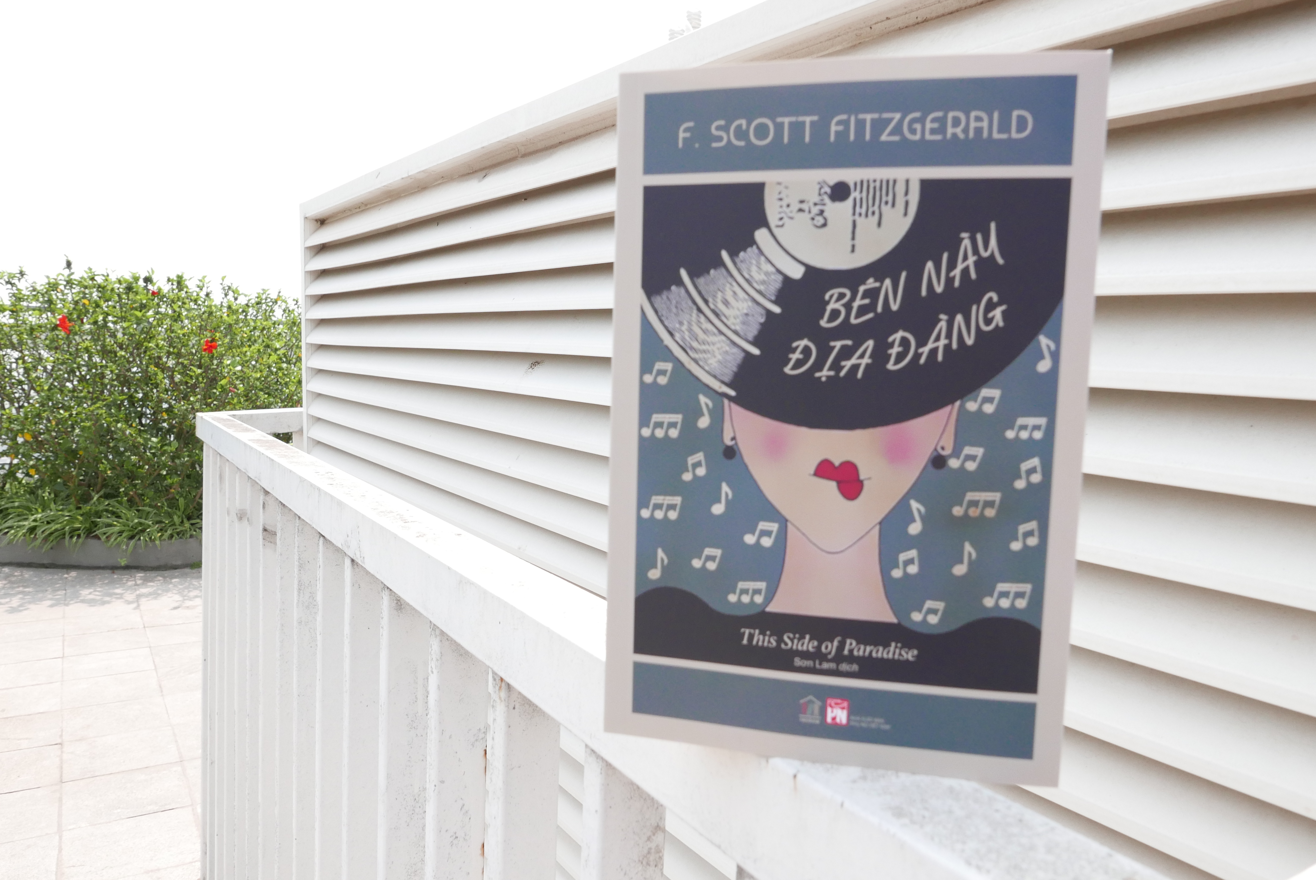 bên này địa đàng - this side of paradise