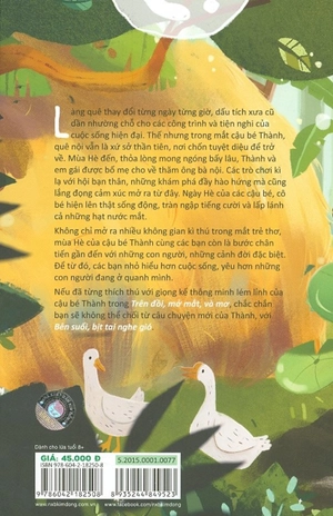 bên suối, bịt tai nghe gió