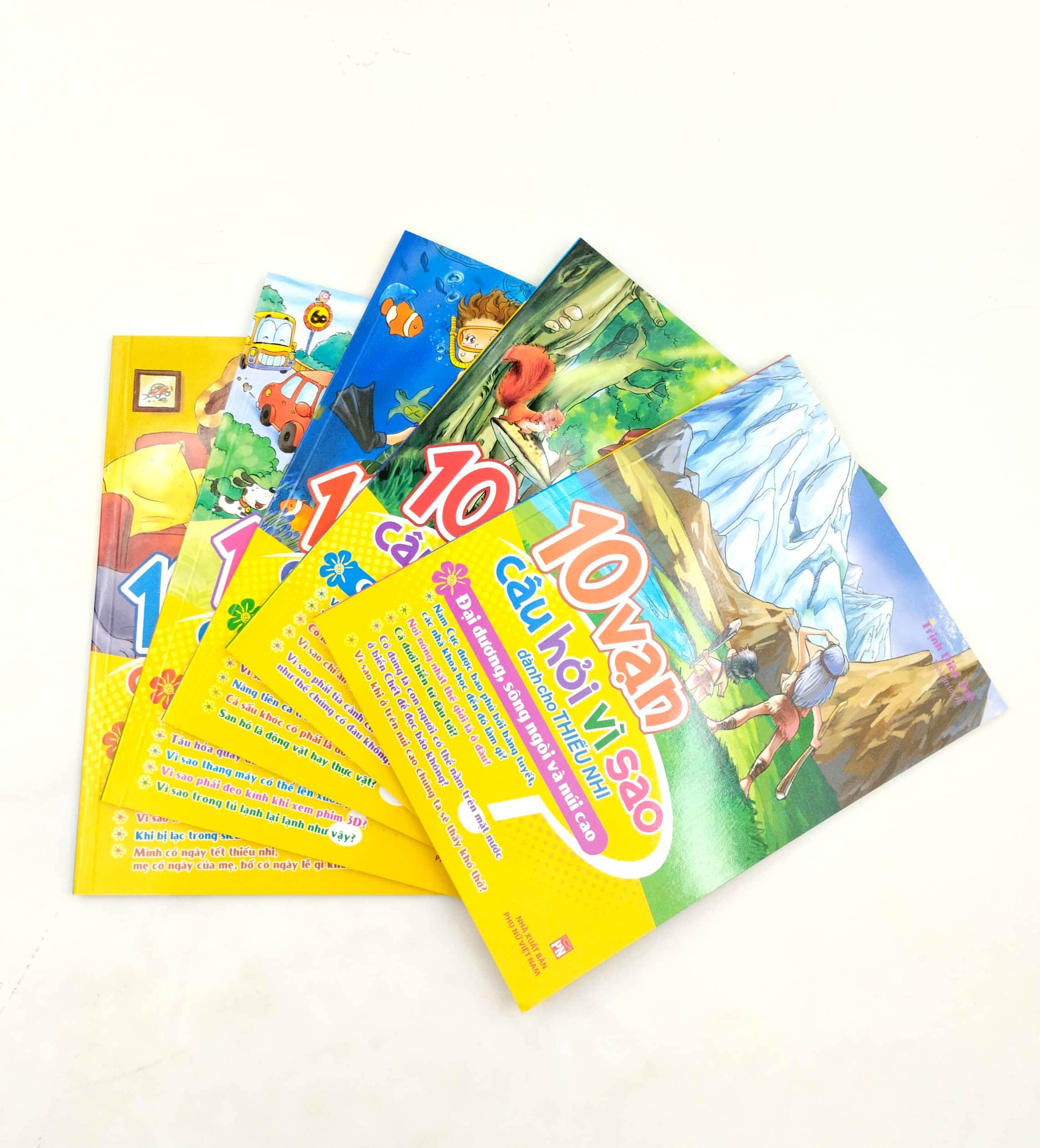 Bo
						
										
										10 Van Cau Hoi Vi Sao - Tap 1 ( Hop 5 Cuon) (Tai Ban 2022)