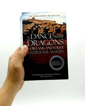 bộ a song of ice and fire 5: a dance with dragons - part 1: dreams and dust (landscape cover) (paperback)