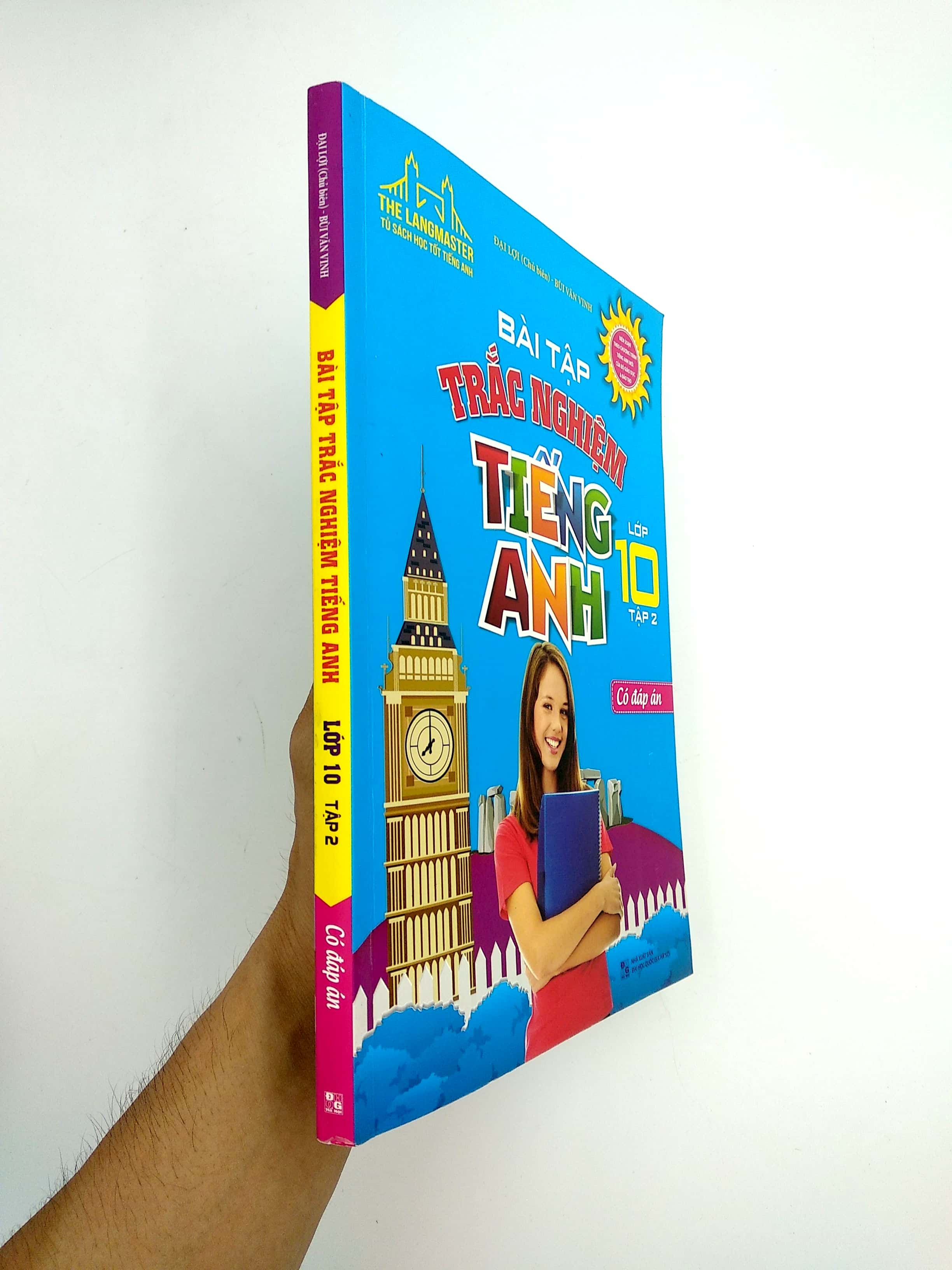 bộ bài tập trắc nghiệm tiếng anh lớp 10 tập 2 - có đáp án