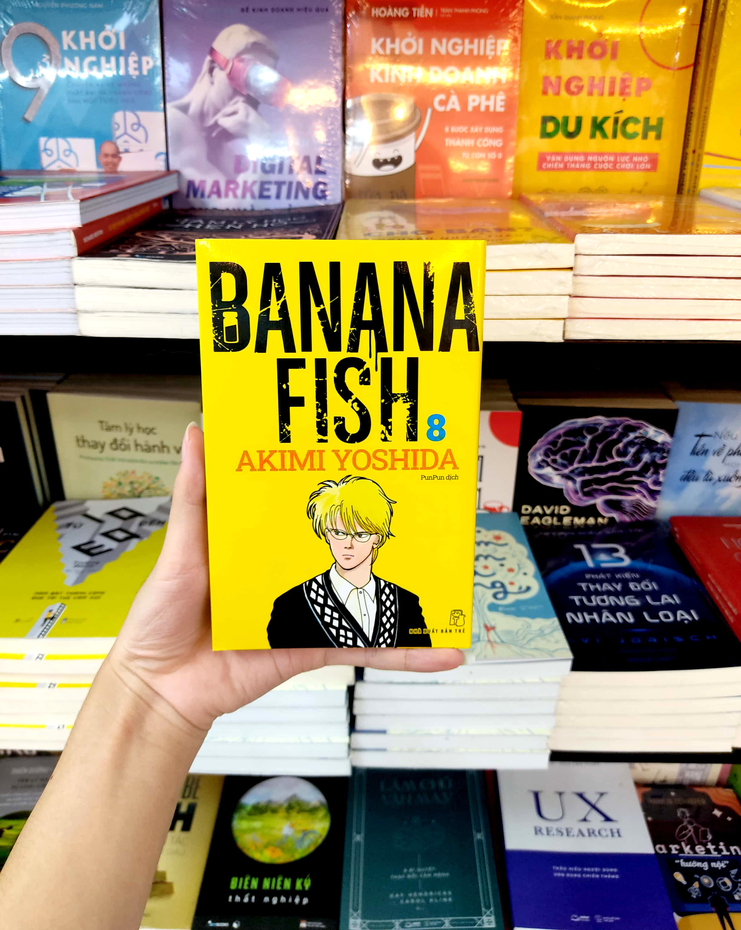 bộ banana fish - tập 8 - tặng kèm postcard giấy