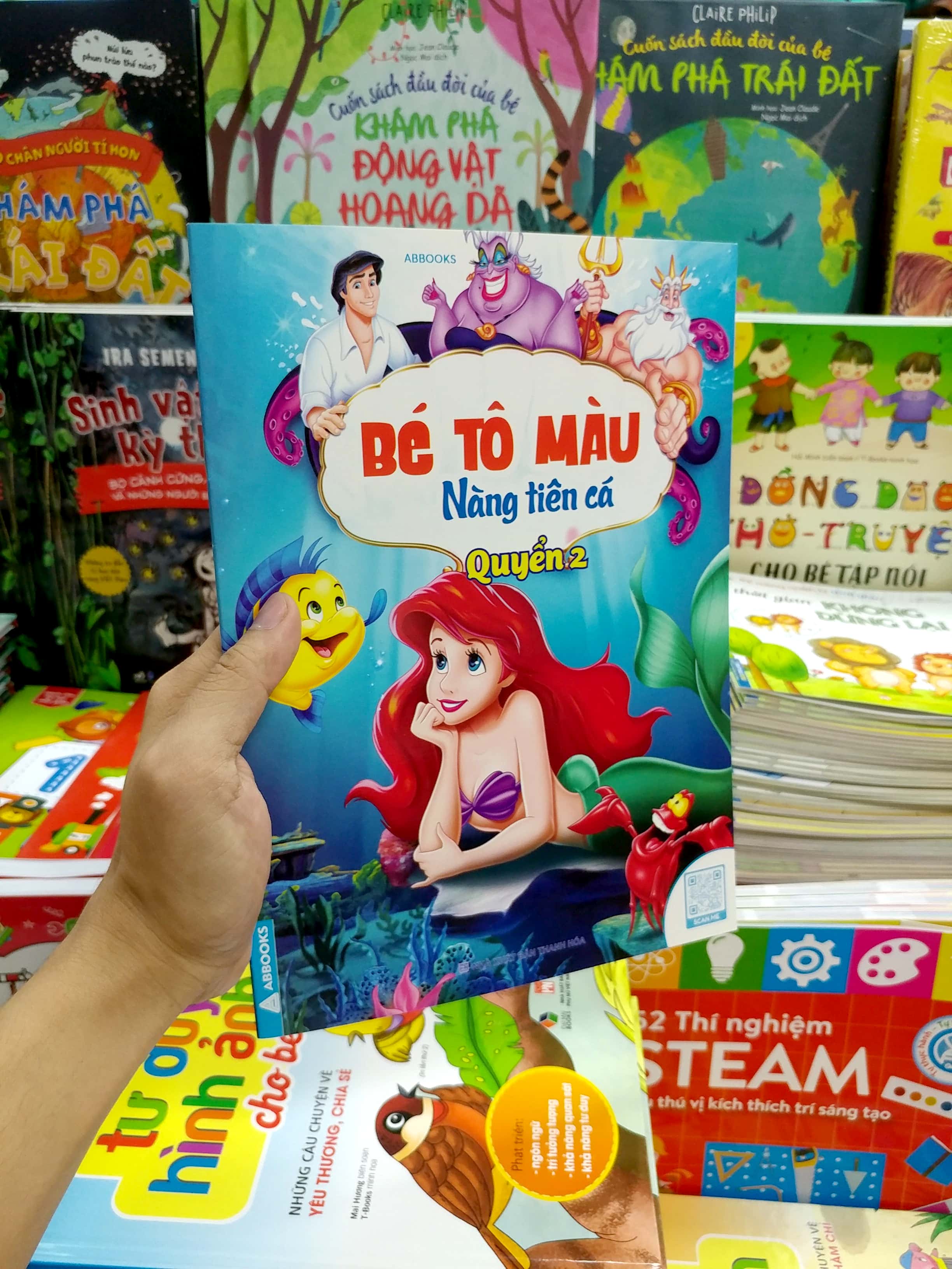 bộ bé tô màu nàng tiên cá - quyển 2