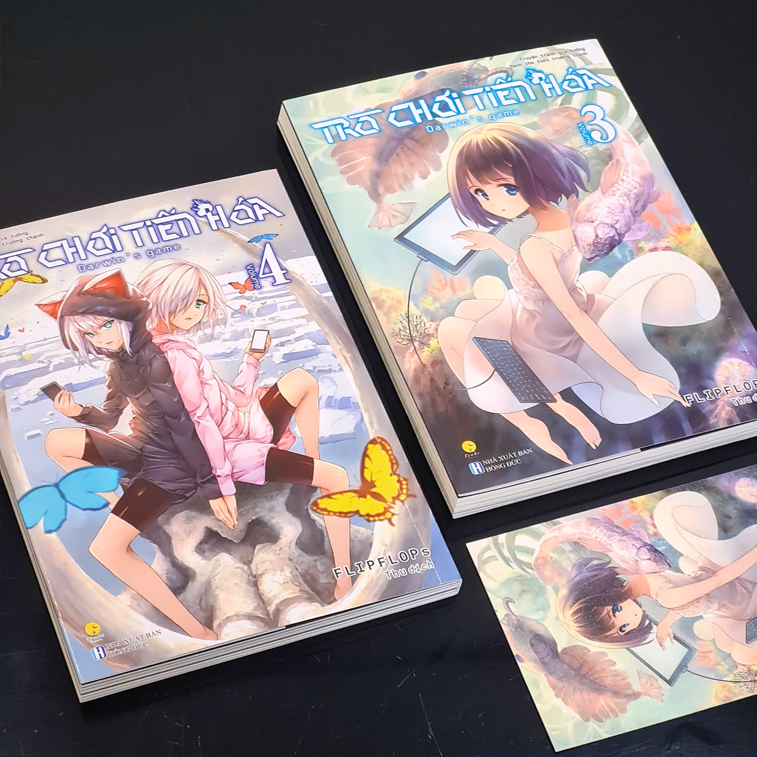 Bộ
						
										
										Bộ Manga - Trò Chơi Tiến Hóa - Darwin’s Game - Tập 3 + Tập 4 (Bộ 2 Tập) - Bản Đặc Biệt - Tặng Kèm Postcard Bồi Cứng Cán Kim Tuyến Lụa Tơ Tằm