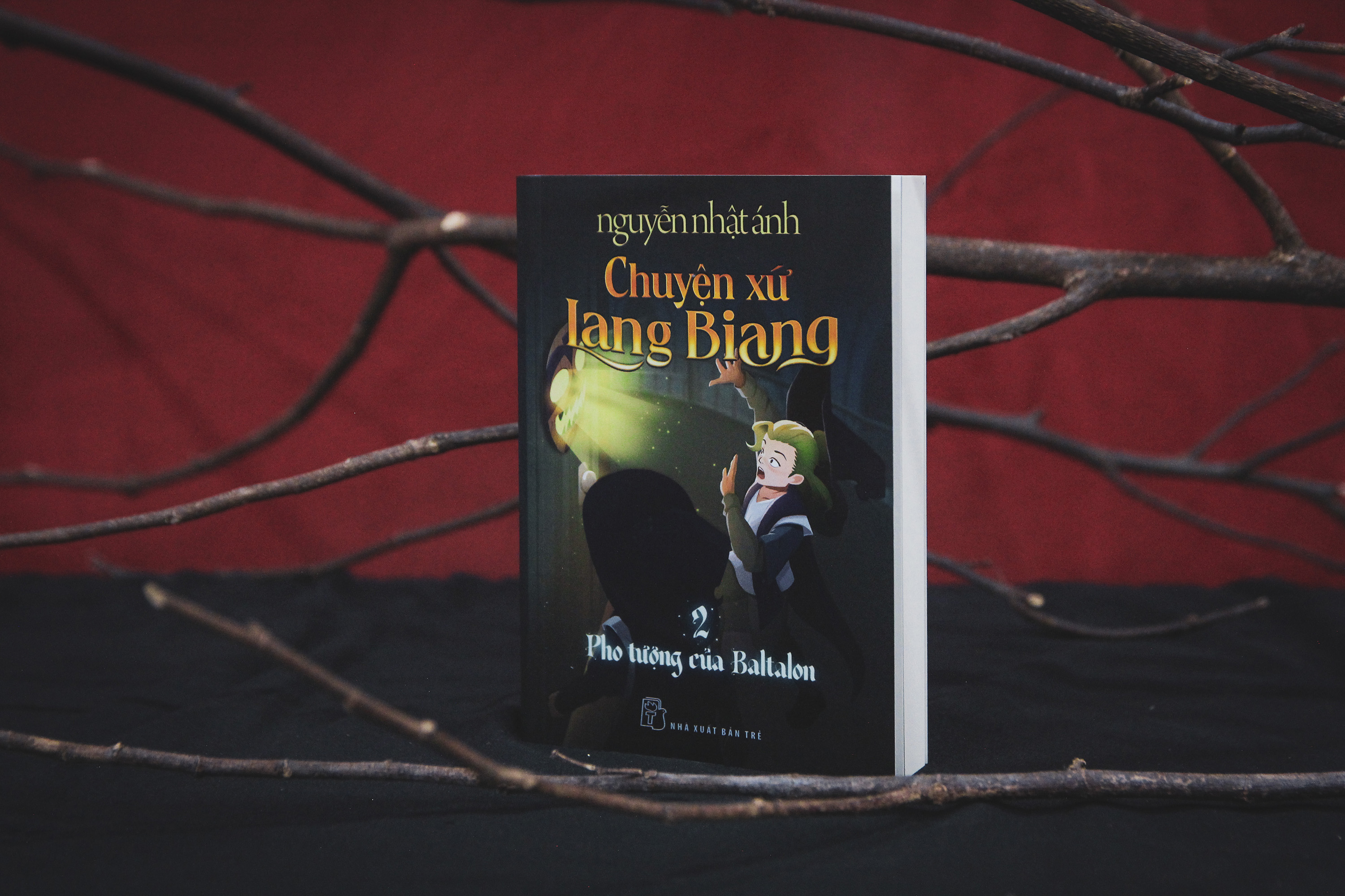 Bộ
						
										
										Bộ Sách Chuyện Xứ Lang Biang - Phần 1 - Pho Tượng Của Baltalon - Khổ Bỏ Túi (Bộ 2 Cuốn)