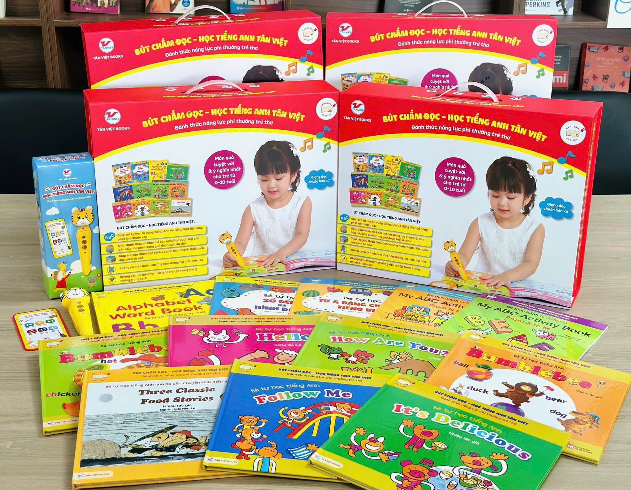 Bộ Bút Chấm Đọc-Học Tiếng Anh - Đánh Thức Năng Lực Phi Thường Từ Trẻ Thơ - Bút Hình Hổ (Dành Cho Trẻ Từ 0 Đến 10 Tuổi) - Tặng Kèm Sách Playtime In English - Level 3 - Happy Snowman - Người Tuyết Hạnh Phúc