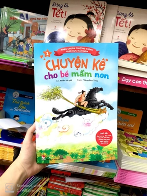 bộ chuyện kể cho bé mầm non - tập 1 - chủ đề - quê hương - đất nước; bác hồ; gia đình; trường mầm non; nghề nghiệp; giao thông (theo chuẩn chương trình giáo dục mầm non) (tái bản 2019)