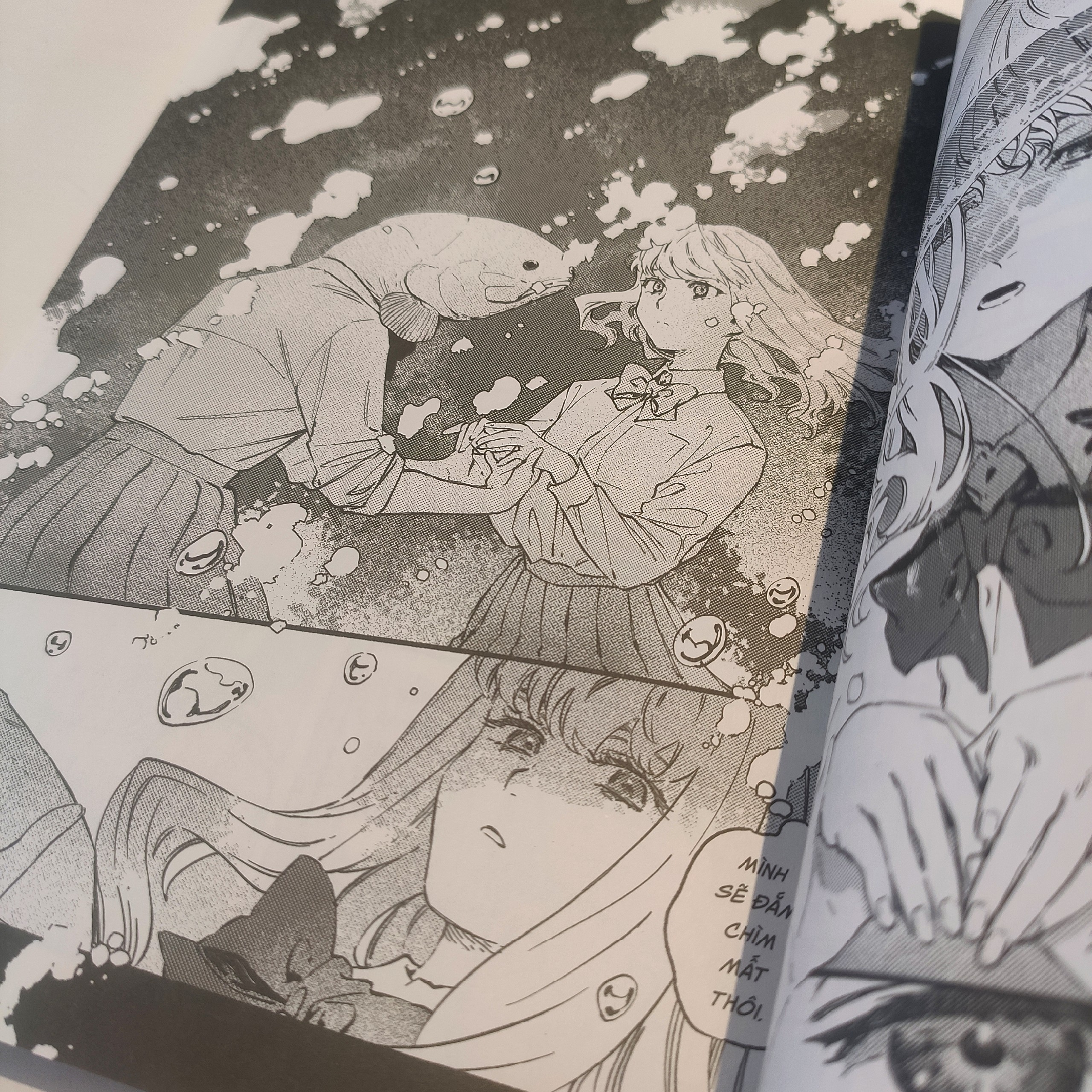 bộ đêm và biển - tập 3 - tặng kèm 2 postcard đen trắng