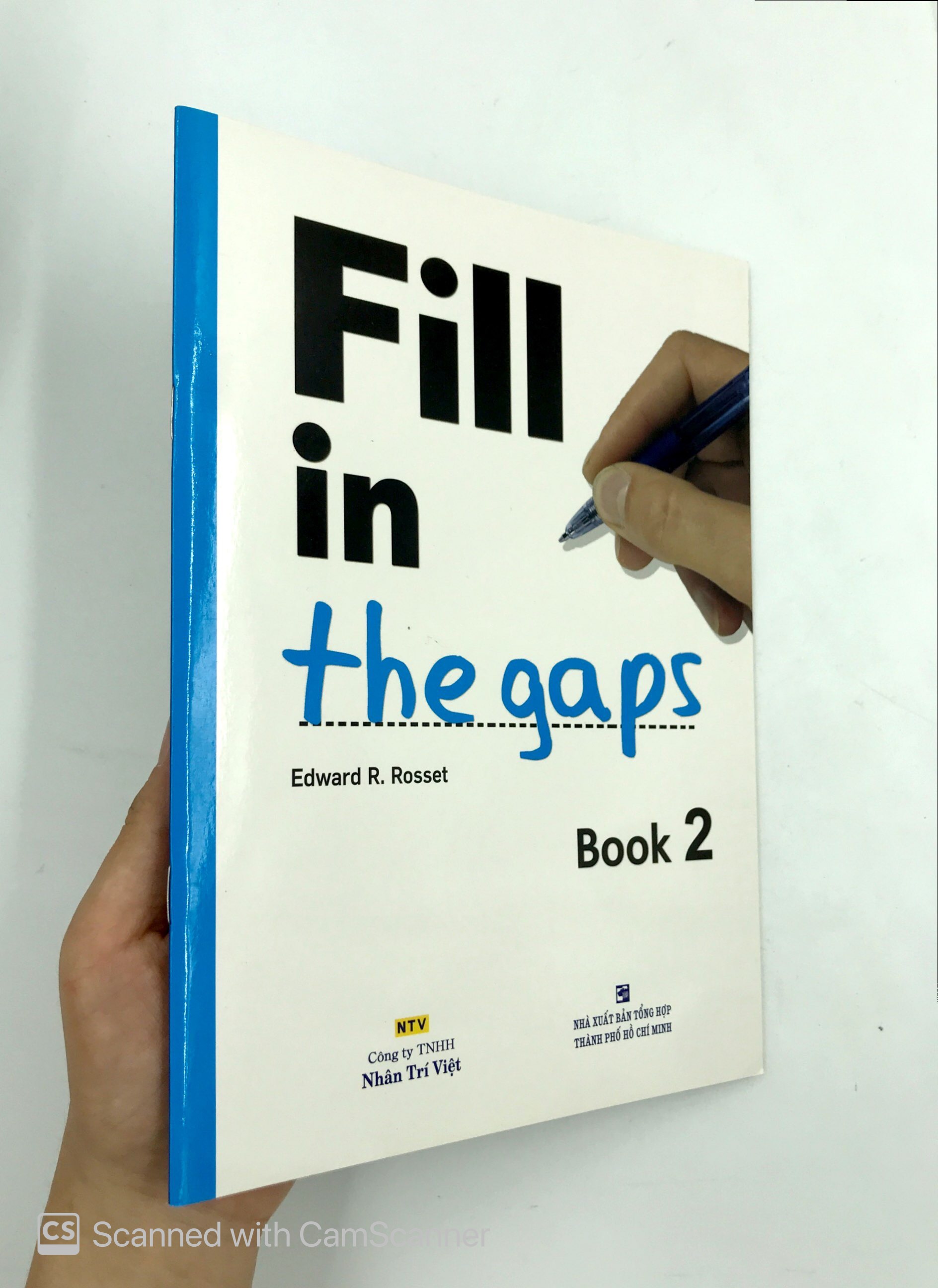 bộ fill in the gaps book 2