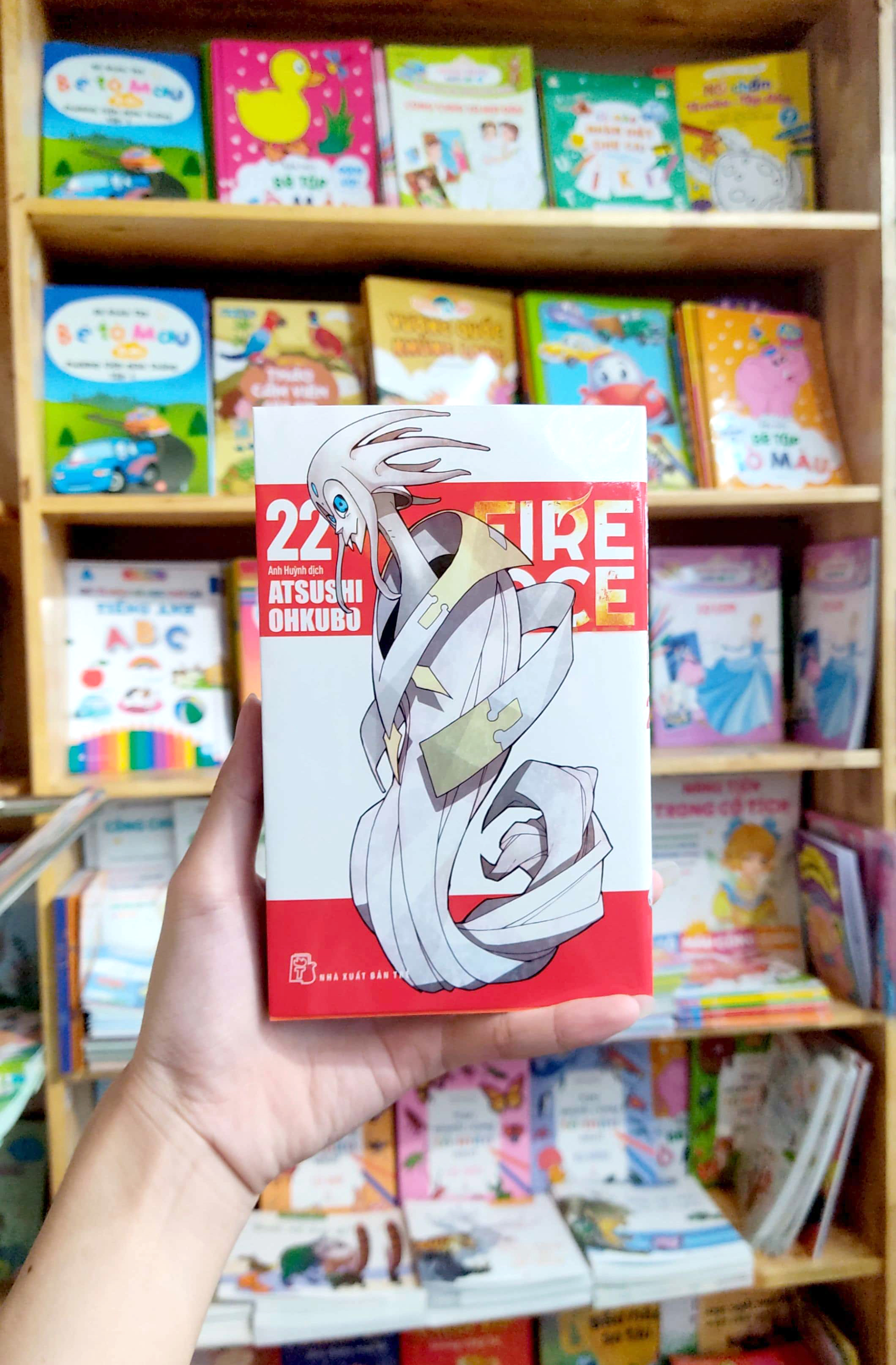 bộ fire force - tập 22 - tặng kèm bookmark giấy hình nhân vật