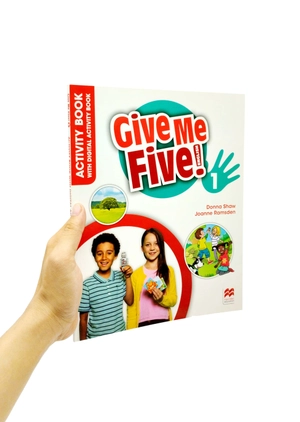 bộ give me five! level 1 activity book with digital activity book