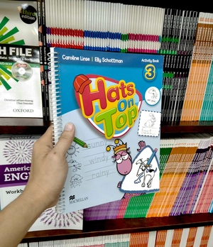 bộ hats on top activity book level 3