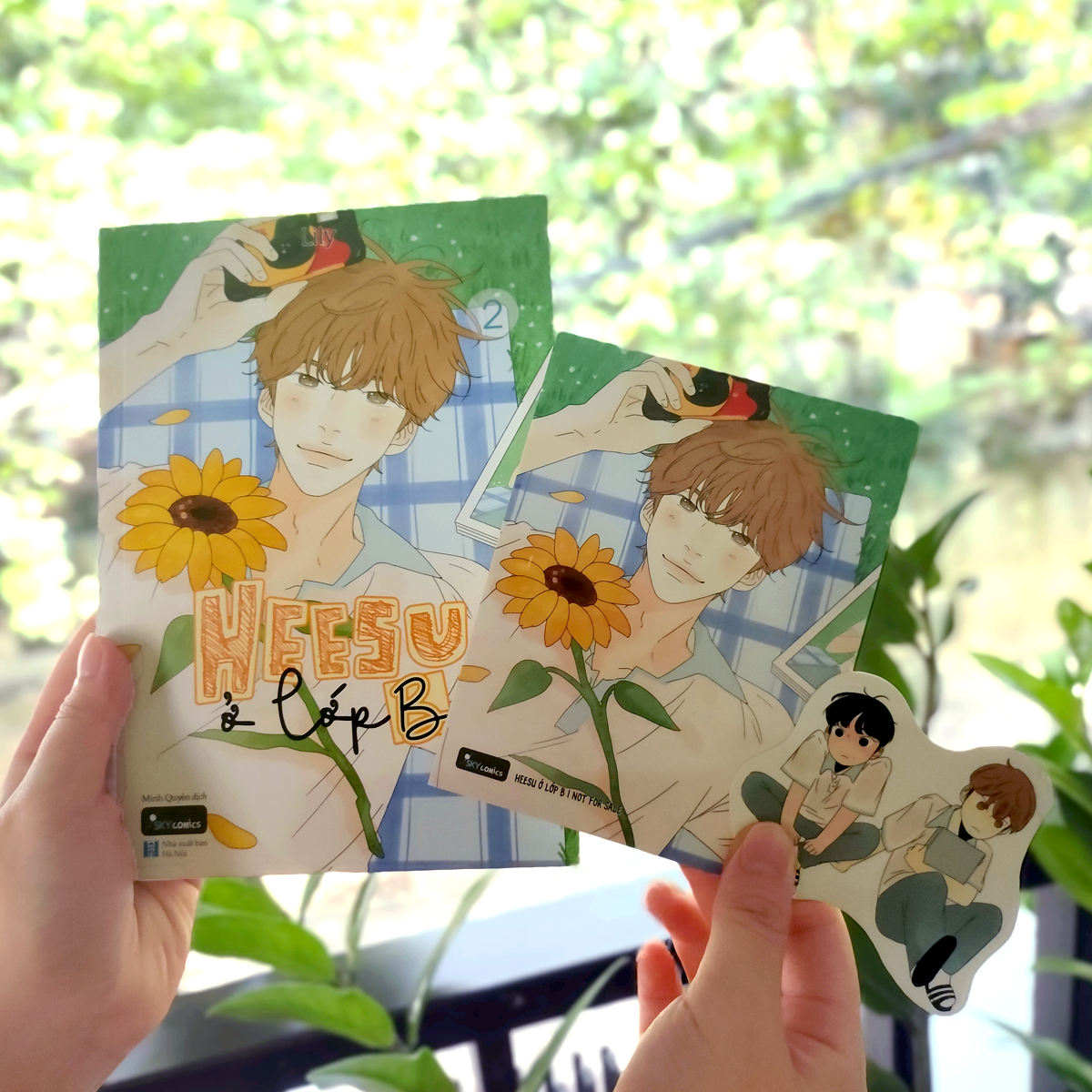 bộ heesu ở lớp b - tập 2 - tặng kèm bookmark bế hình bồi cứng + postcard bồi cứng