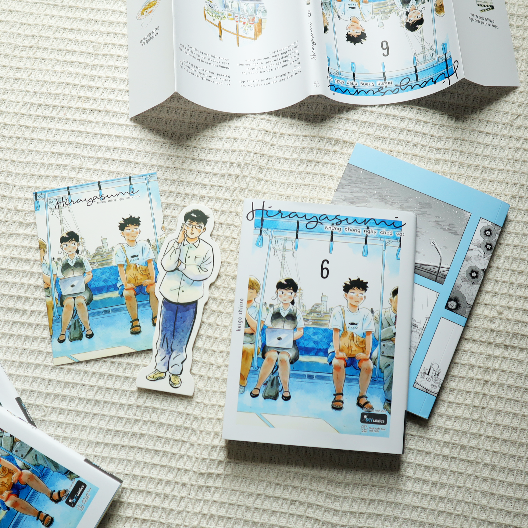Bo
						
										
										Hirayasumi - Nhung Thang Ngay Choi Voi - Tap 6 - Tang Kem Bookmark Nhan Vat + Postcard Boi Cung