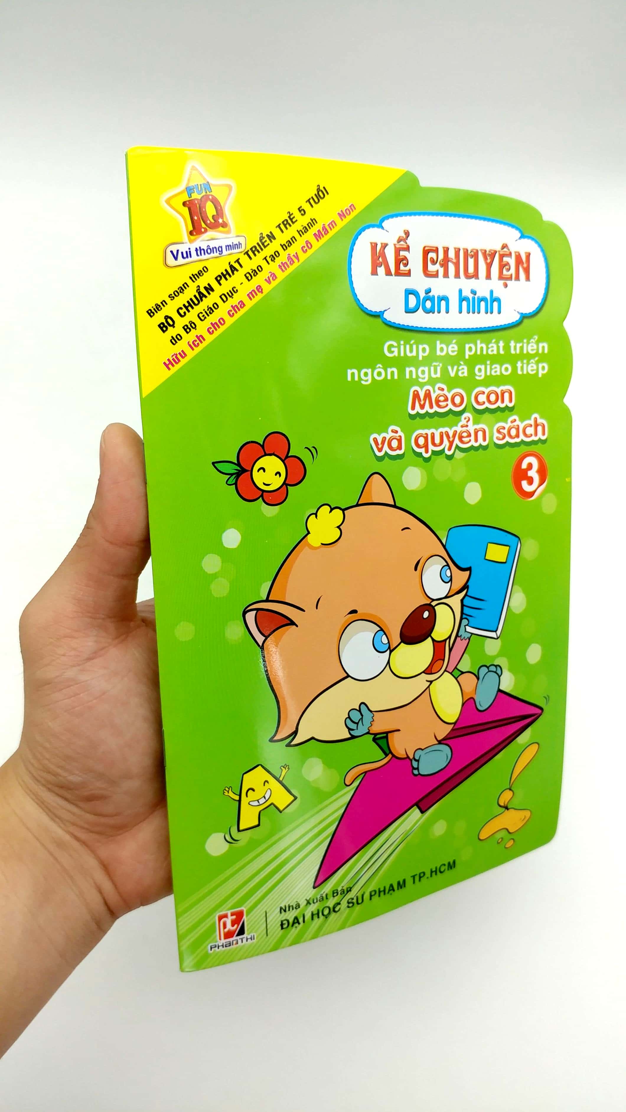 bộ kể chuyện dán hình 3 - mèo con và quyển sách