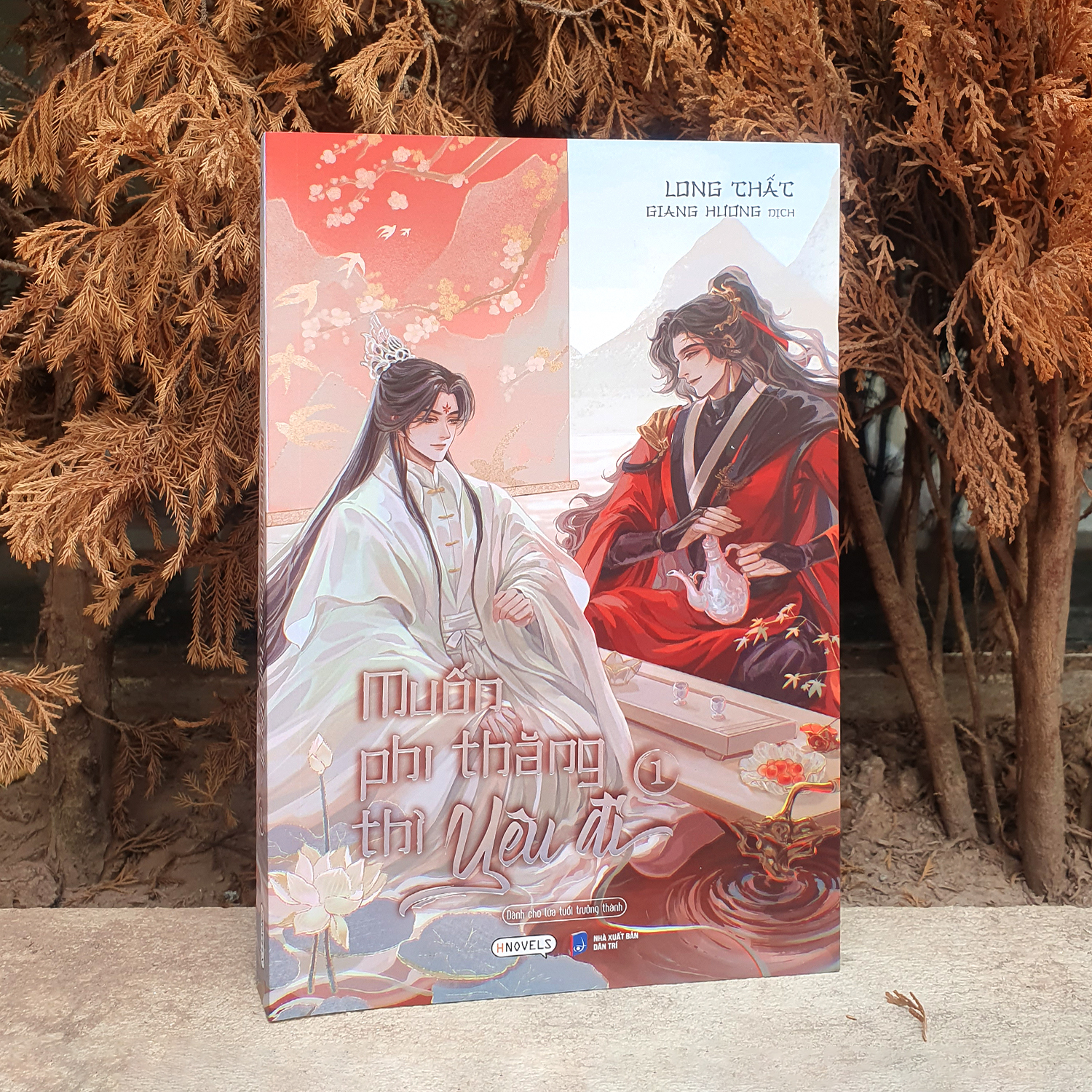 Bo
						
										
										Muon Phi Thang Thi Yeu Di - Tap 1 - Tang Kem Bookmark + Postcard