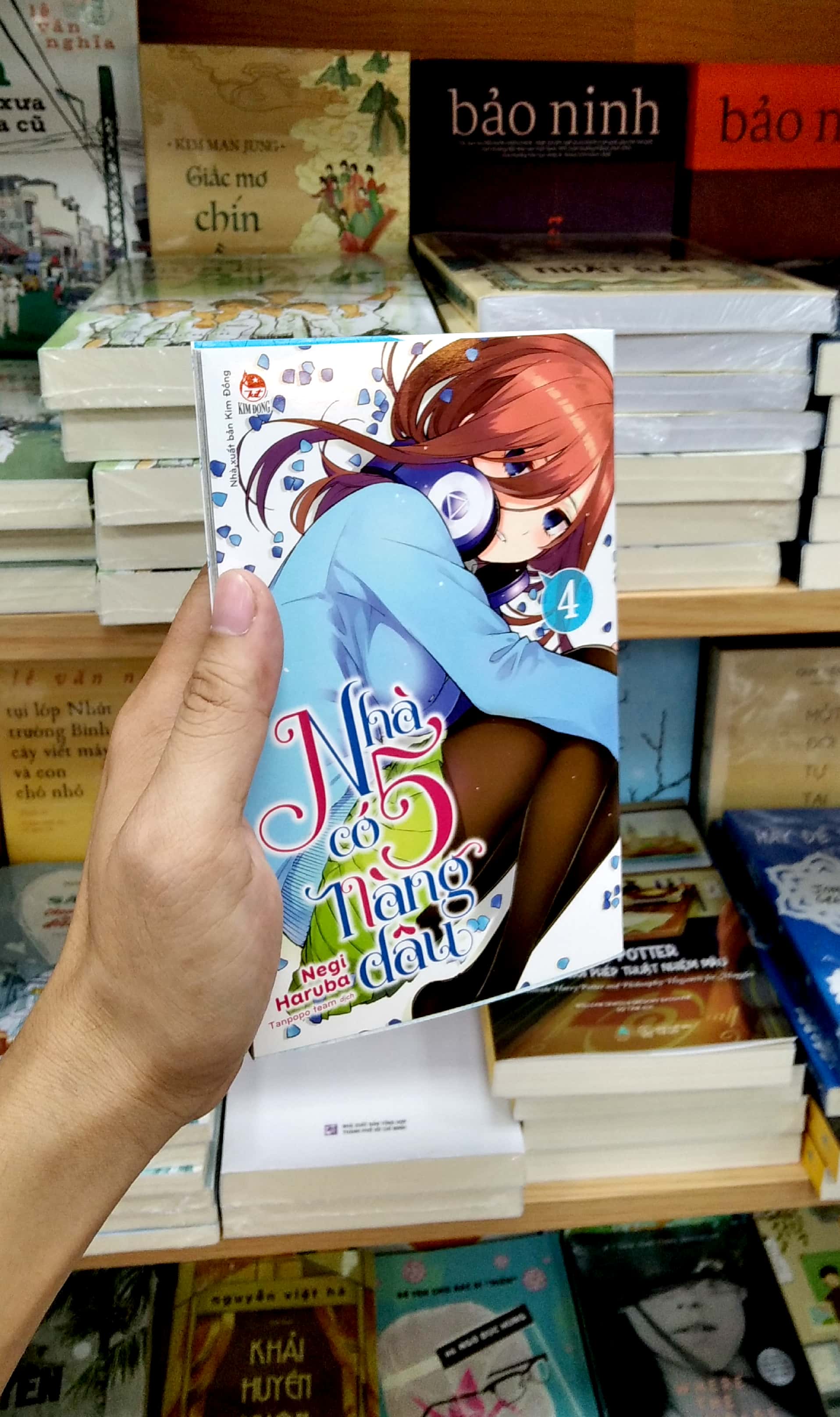 Bo
						
										
										Nha Co 5 Nang Dau - Tap 4