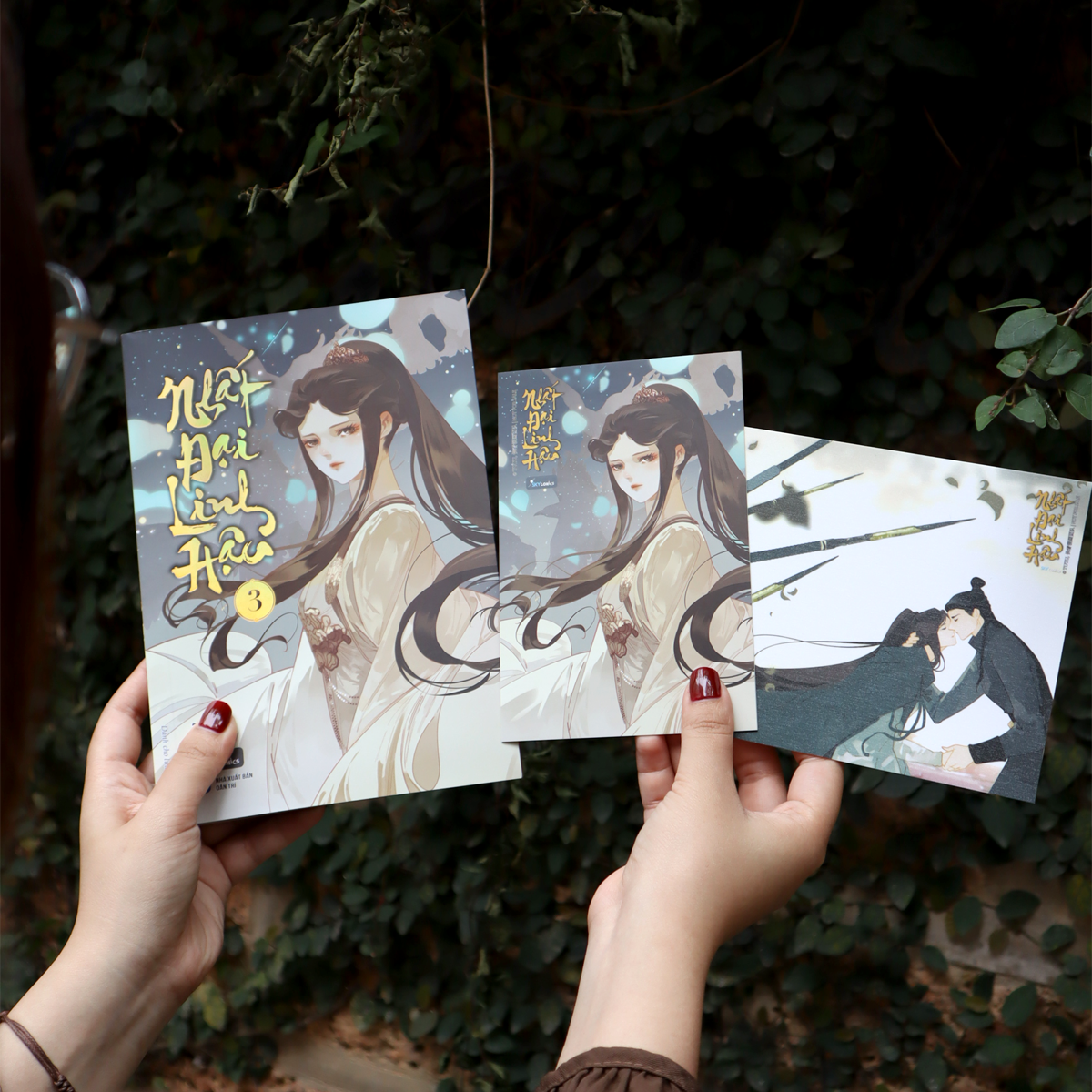 Bo
						
										
										Nhat Dai Linh Hau - Tap 3 - Tang Kem Postcard Boi Cung + Postcard Kim Tuyen To Tam