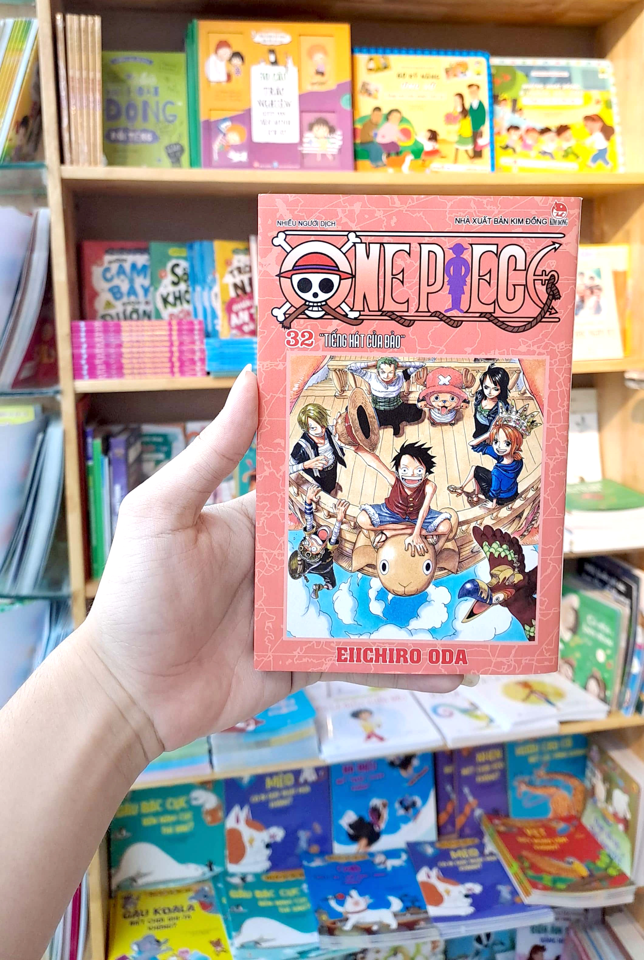 Bo
						
										
										One Piece - Tap 32 - Tieng Hat Cua Dao - Ban Bia Ao (Tai Ban 2022)
