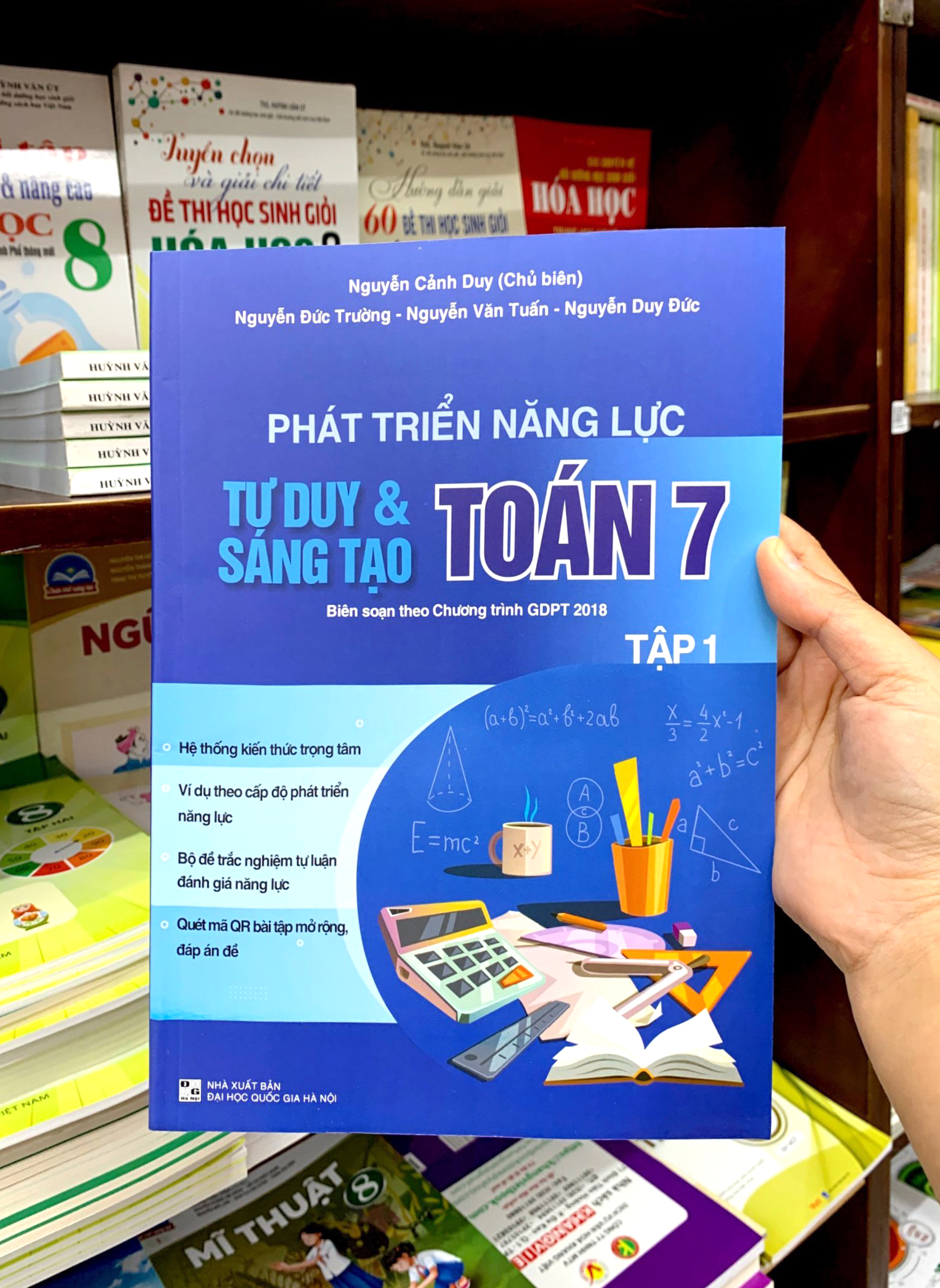 bộ phát triển năng lực tư duy và sáng tạo toán 7 - tập 1 (biên soạn theo chương trình giáo dục phổ thông 2018)