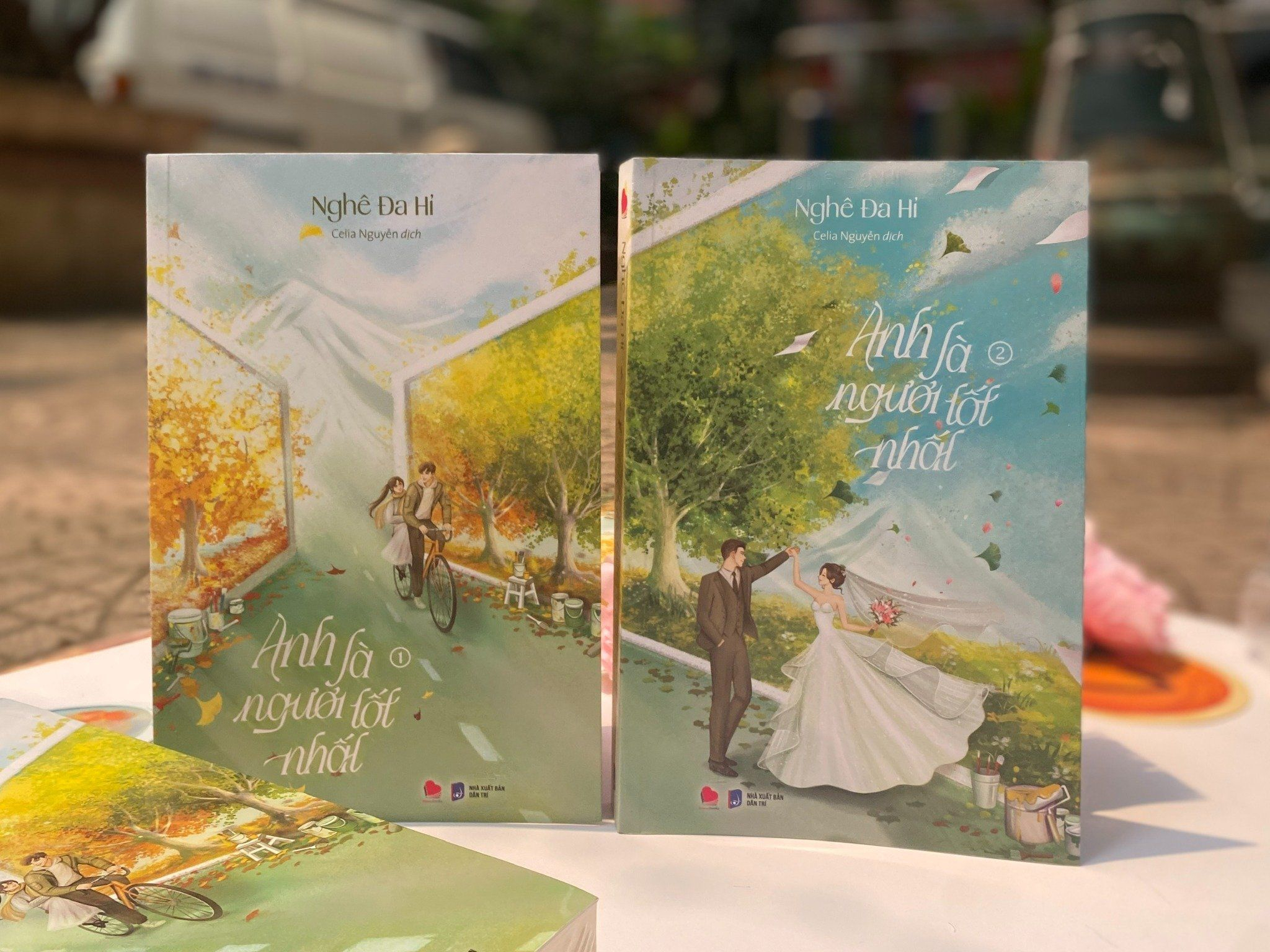 Bo Sach Anh La Nguoi Tot Nhat - Tap 1 + Tap 2 (Bo 2 Tap) - Tang Kem Bookmark Pallet Pha Mau + Bookmark Bong Ro + Postcard