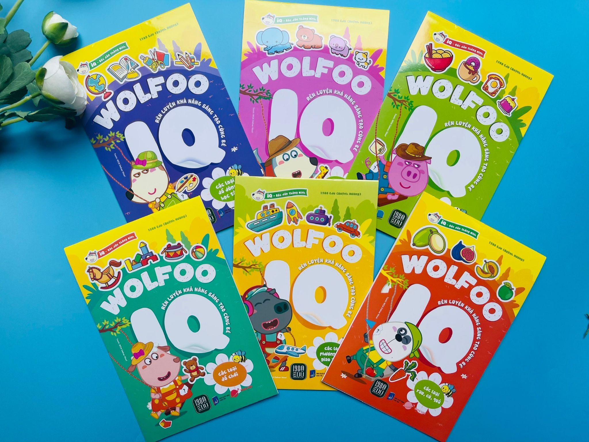 bộ sách bóc dán thông minh - wolfoo iq rèn luyện khả năng sáng tạo cùng bé (bộ 6 cuốn)