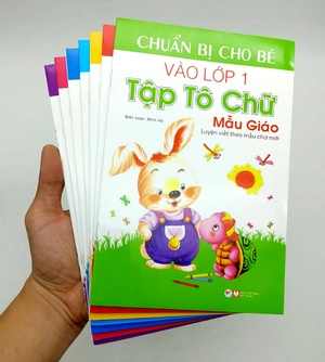 bộ sách chuẩn bị cho bé vào lớp 1: luyện viết theo mẫu chữ mới (bộ 7 cuốn) (tái bản)