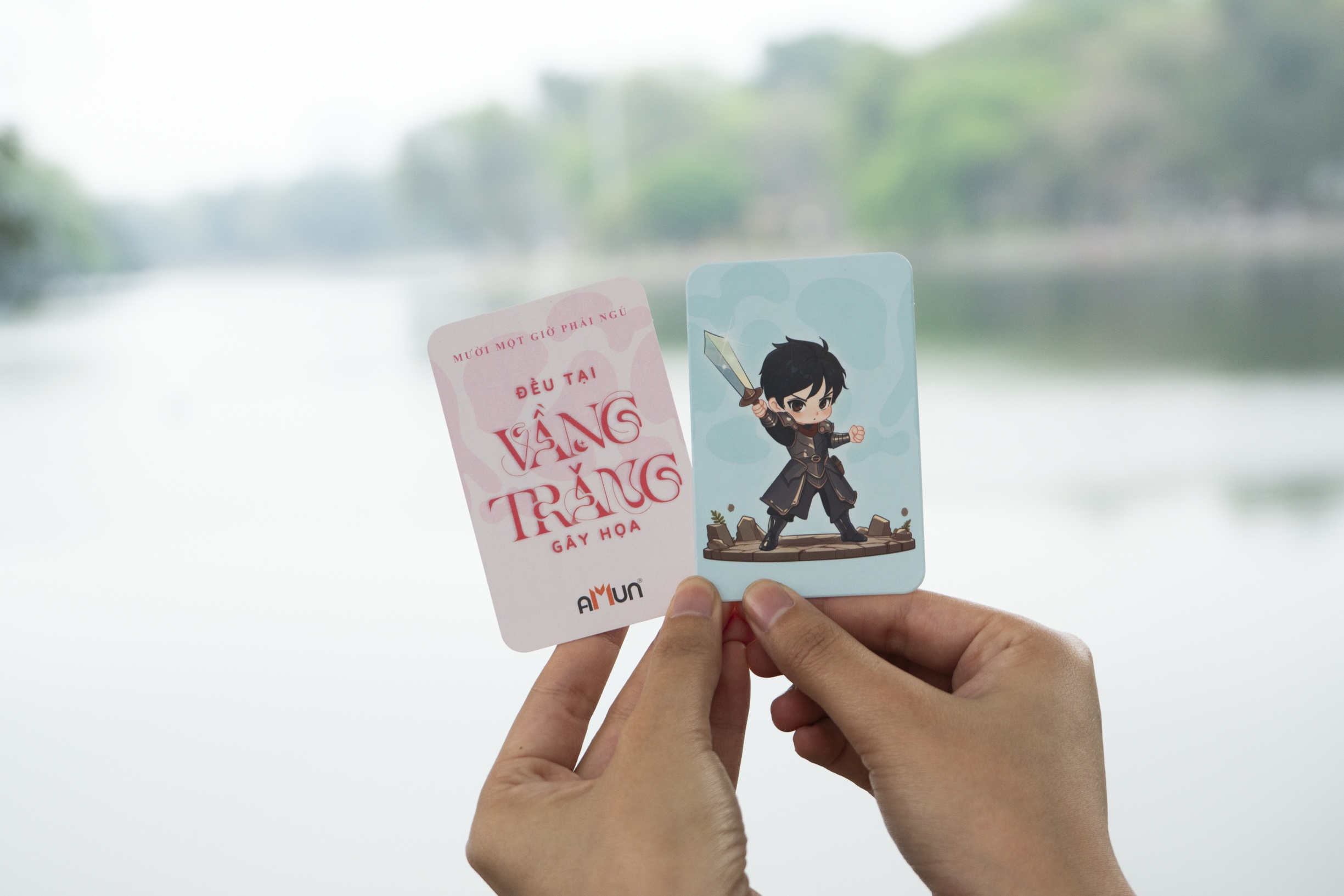 bộ sách đều tại vầng trăng gây họa - tập 1+2 (bộ 2 tập) - bản đặc biệt - tặng kèm 2 bookmark bồi cứng + 1 poscard có chữ ký tác giả + 1 poscard gấp xé + 2 thẻ card