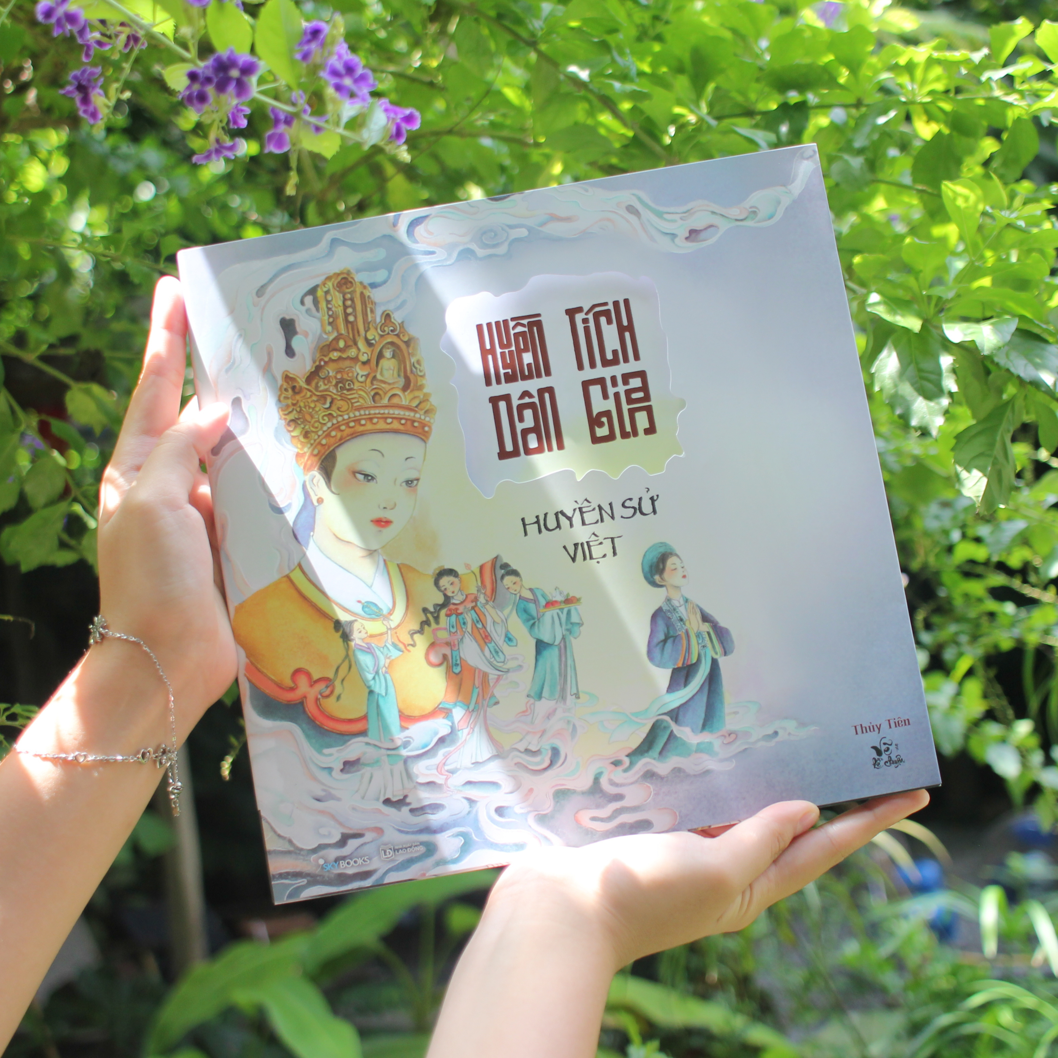 Bo Sach Huyen Tich Dan Gian - Huyen Su Viet + Dan Gian Ky Truyen (Bo 2 Cuon) - Ban Dac Biet - Tang Kem 2 Bookmark + 2 Sticker