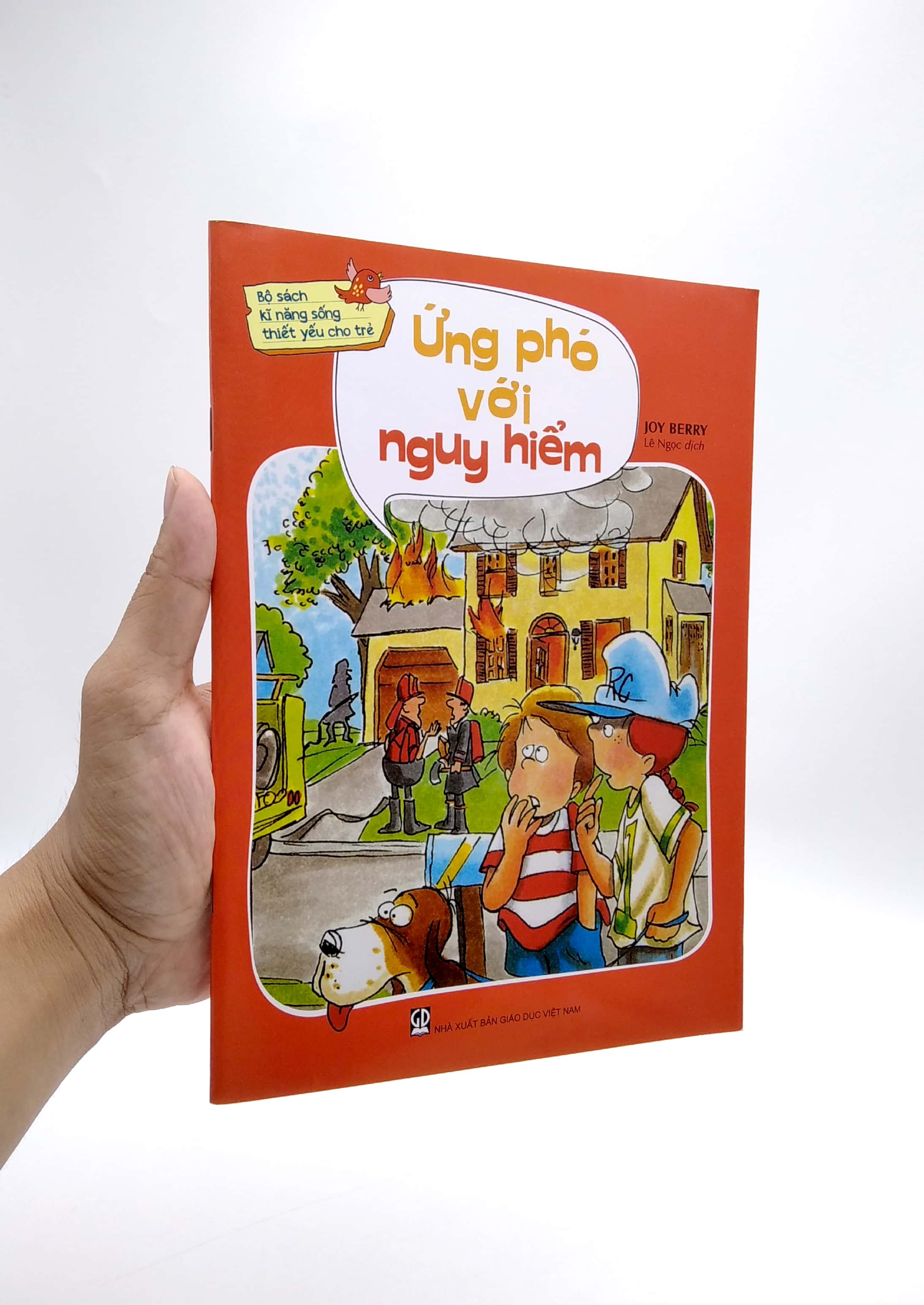 bộ sách kỹ năng sống thiết yếu cho trẻ - ứng phó với nguy hiểm (tái bản 2021)