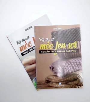 bộ sách móc len sợi 15 mẫu thời trang + móc len sợi tấm lót, thảm (bộ 2 cuốn)
