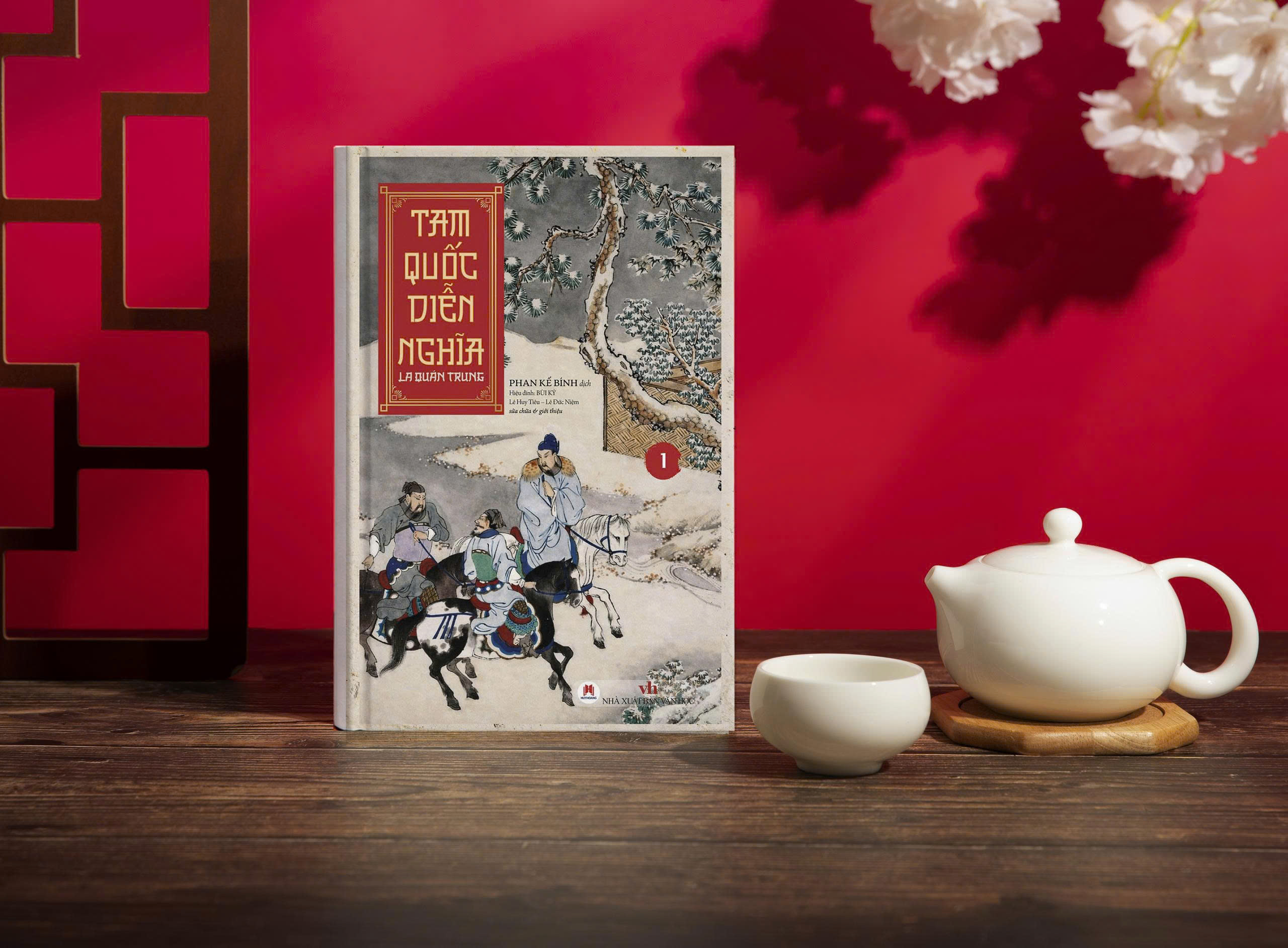 Bộ Sách Tam Quốc Diễn Nghĩa (Bộ 3 Tập) - Bìa Cứng - Tặng Kèm Bộ Bài